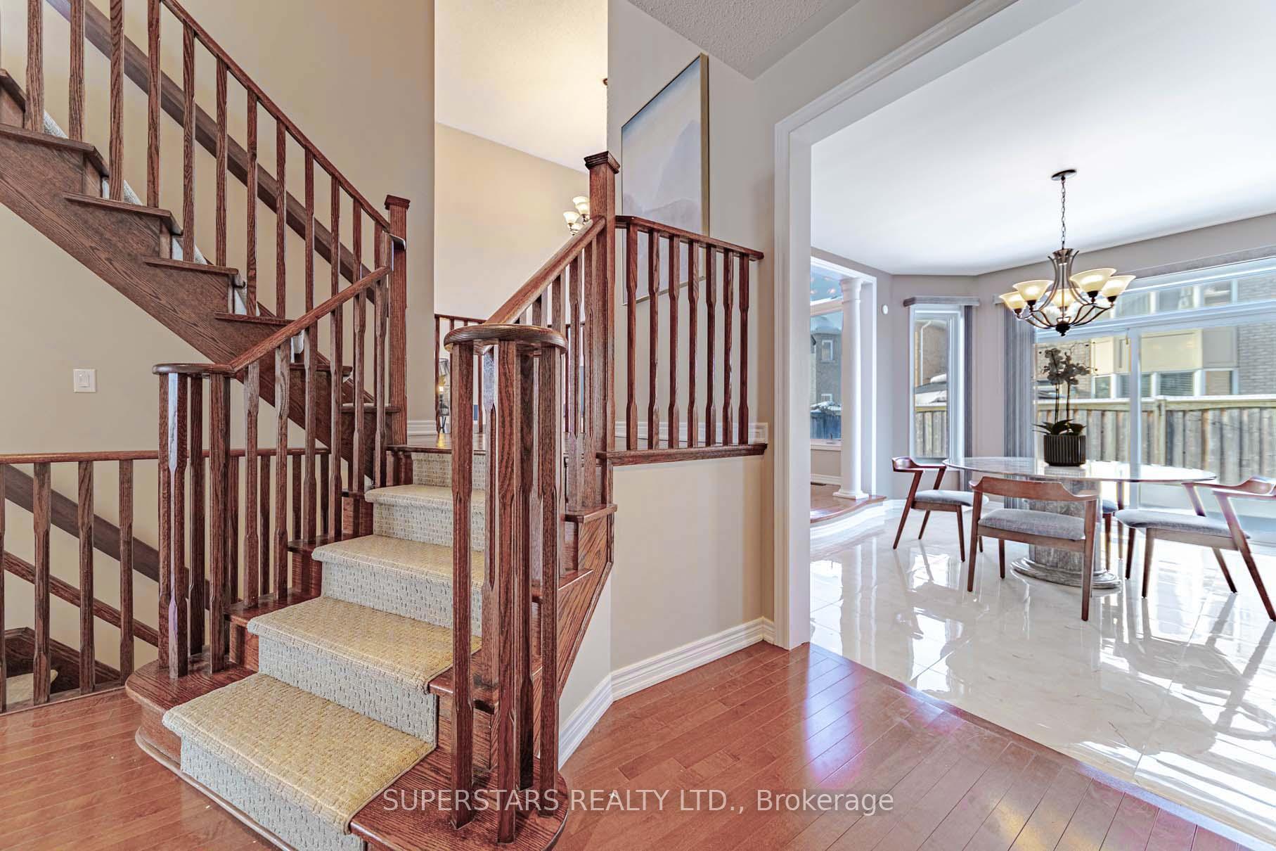 Photo 18 of 25 Rennie Avenue, Markham, Box Grove — HOMEH