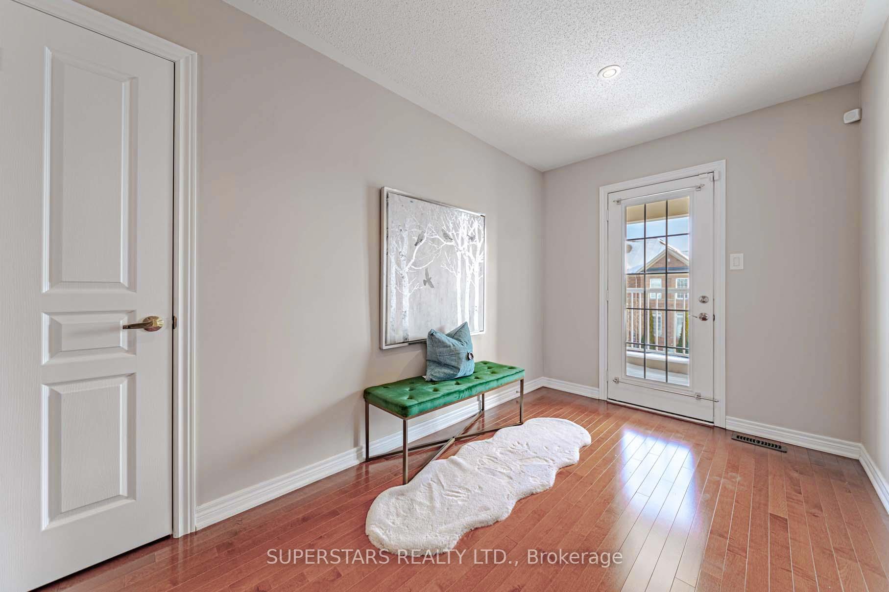 Photo 19 of 25 Rennie Avenue, Markham, Box Grove — HOMEH