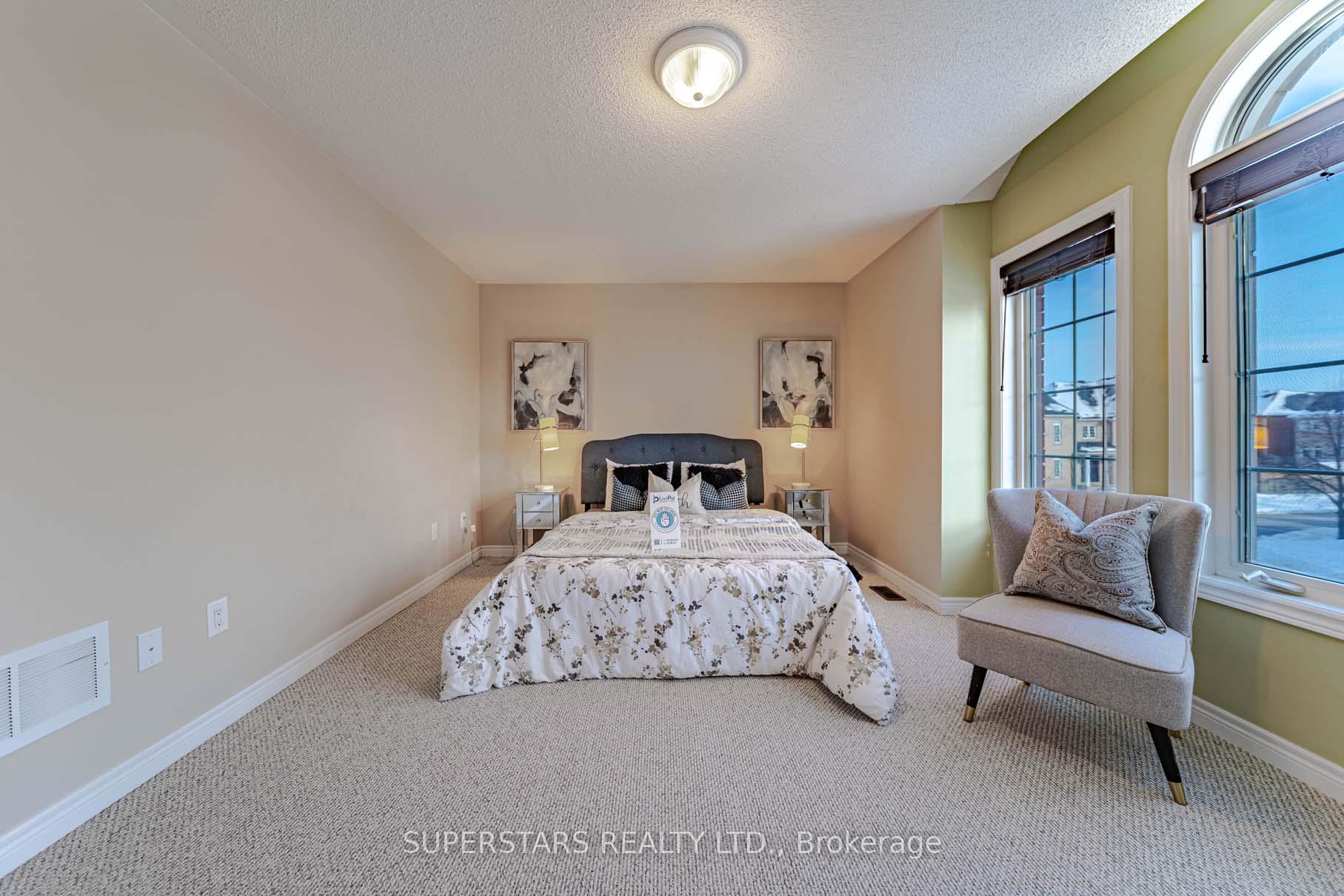 Photo 29 of 25 Rennie Avenue, Markham, Box Grove — HOMEH