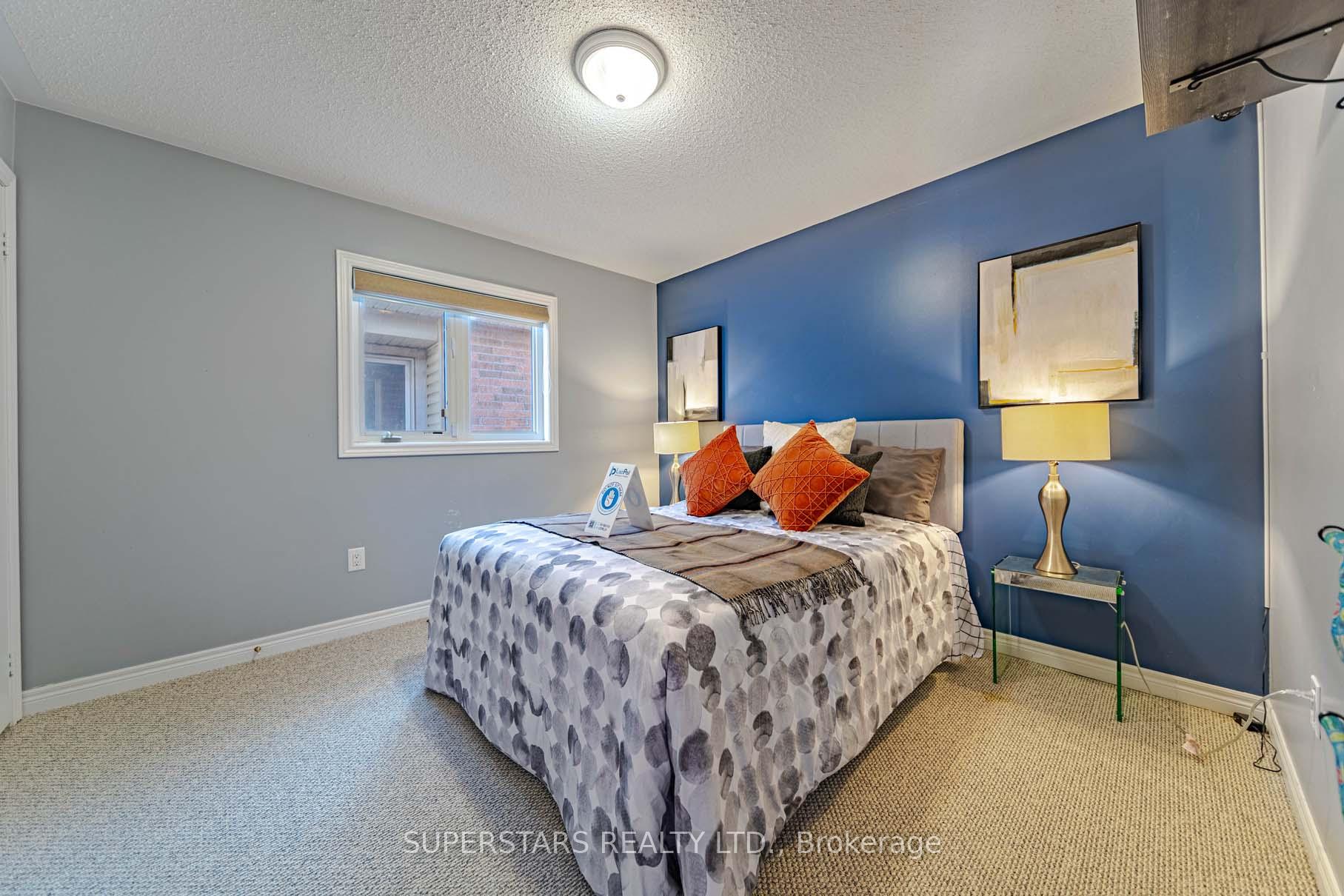 Photo 32 of 25 Rennie Avenue, Markham, Box Grove — HOMEH