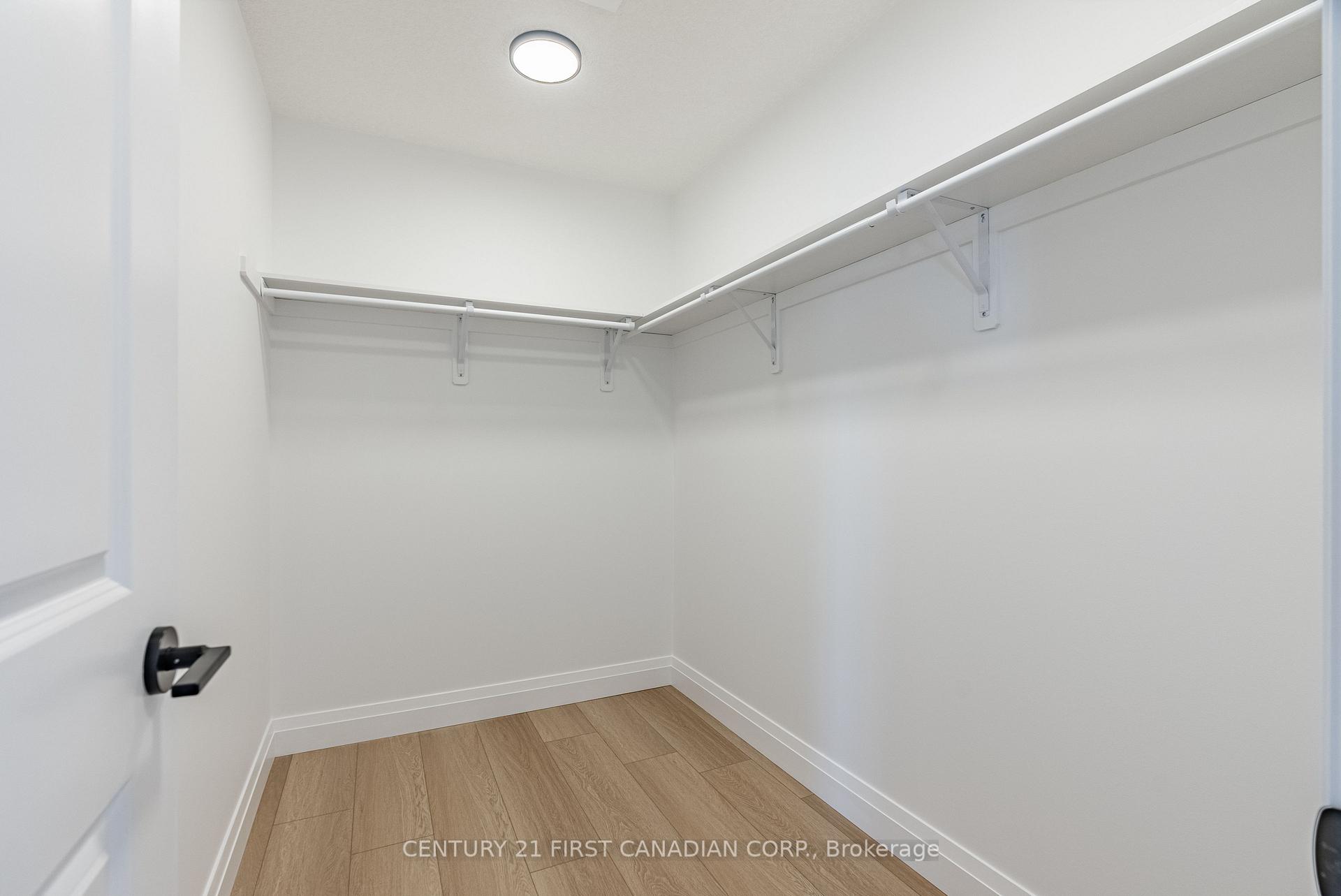 Photo 25 of 20 Postma Crescent, North Middlesex, Alisa Craig — HOMEH