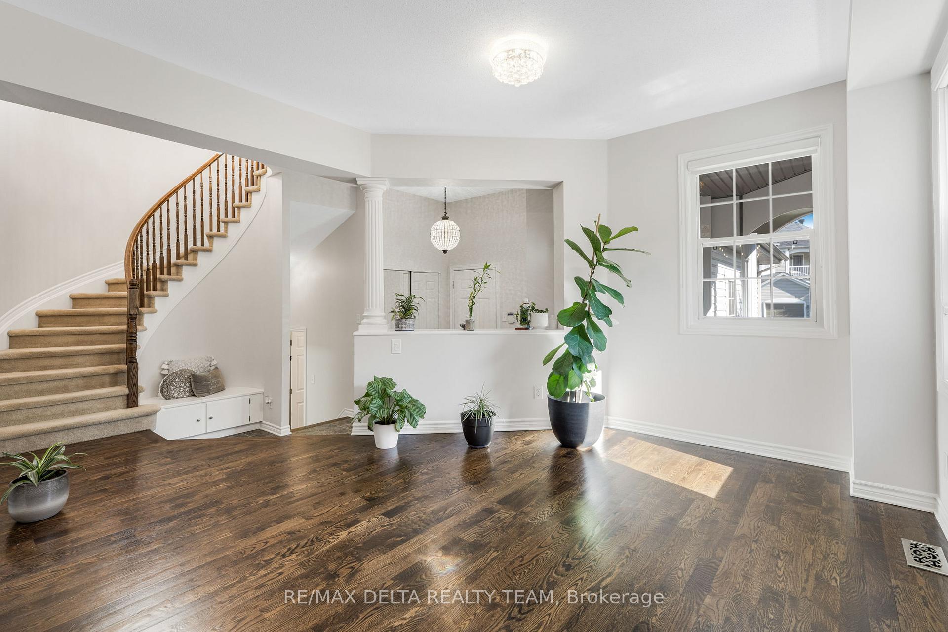 Photo 7 of 227 Hillpark High Street, Ottawa, Mer Bleue/Bradley Estates/Anderson Park — HOMEH