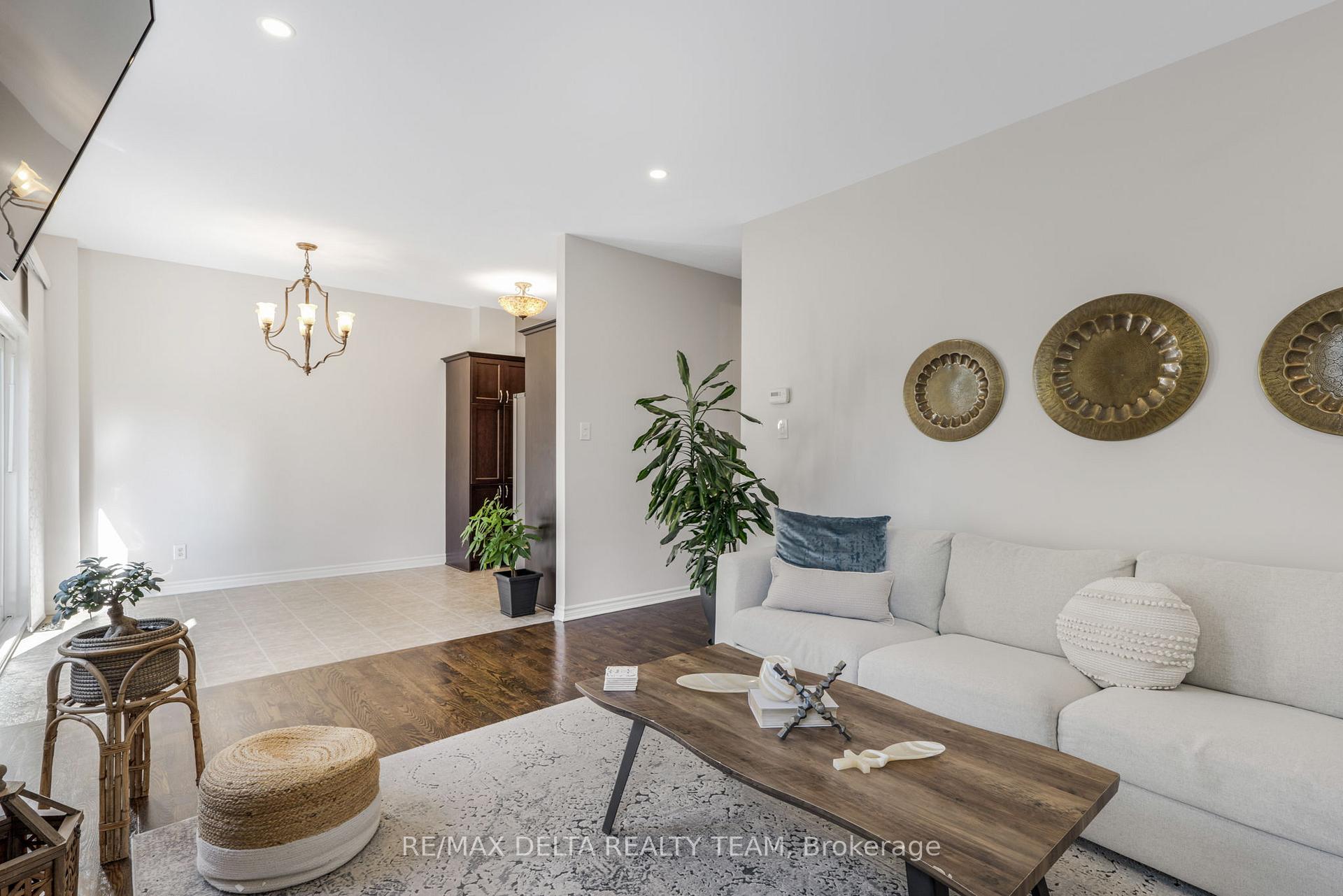 Photo 15 of 227 Hillpark High Street, Ottawa, Mer Bleue/Bradley Estates/Anderson Park — HOMEH