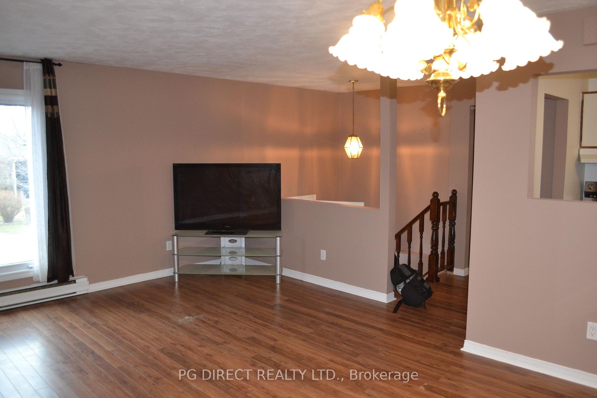 Photo 3 of 7 Dover Court, North Bay, College Heights — HOMEH