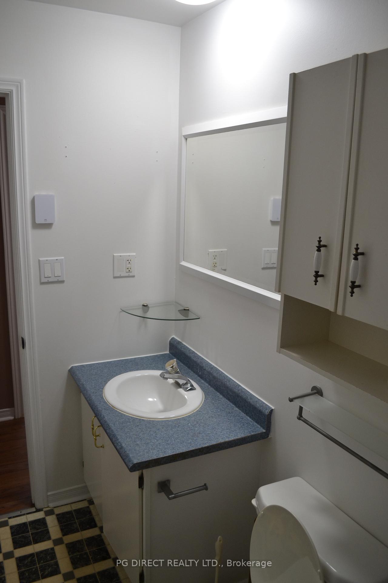Photo 10 of 7 Dover Court, North Bay, College Heights — HOMEH