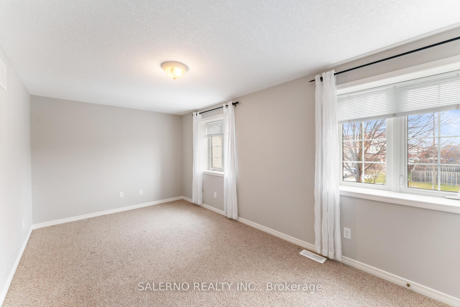 Photo 17 of 52 Milne Street, New Tecumseth, Alliston — HOMEH