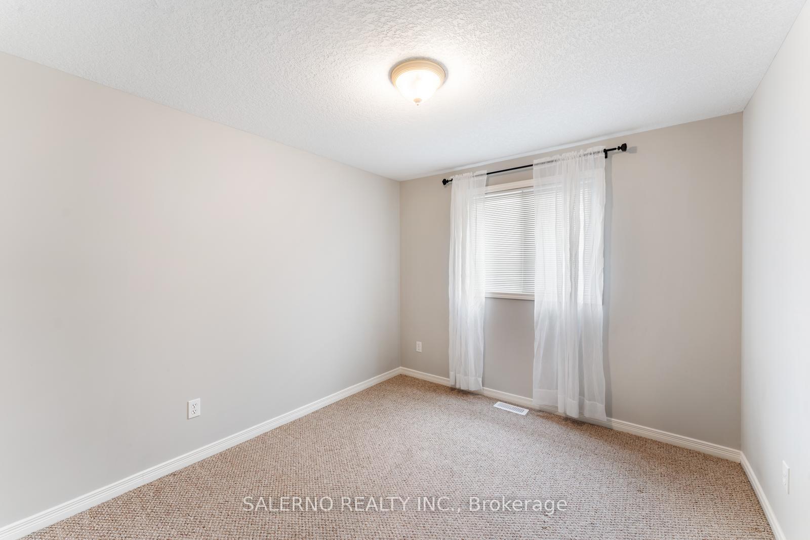 Photo 19 of 52 Milne Street, New Tecumseth, Alliston — HOMEH