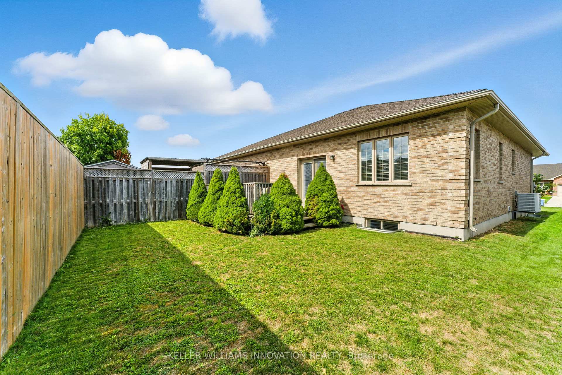 Photo 25 of 242 Hutton Street E, North Perth, Listowel — HOMEH