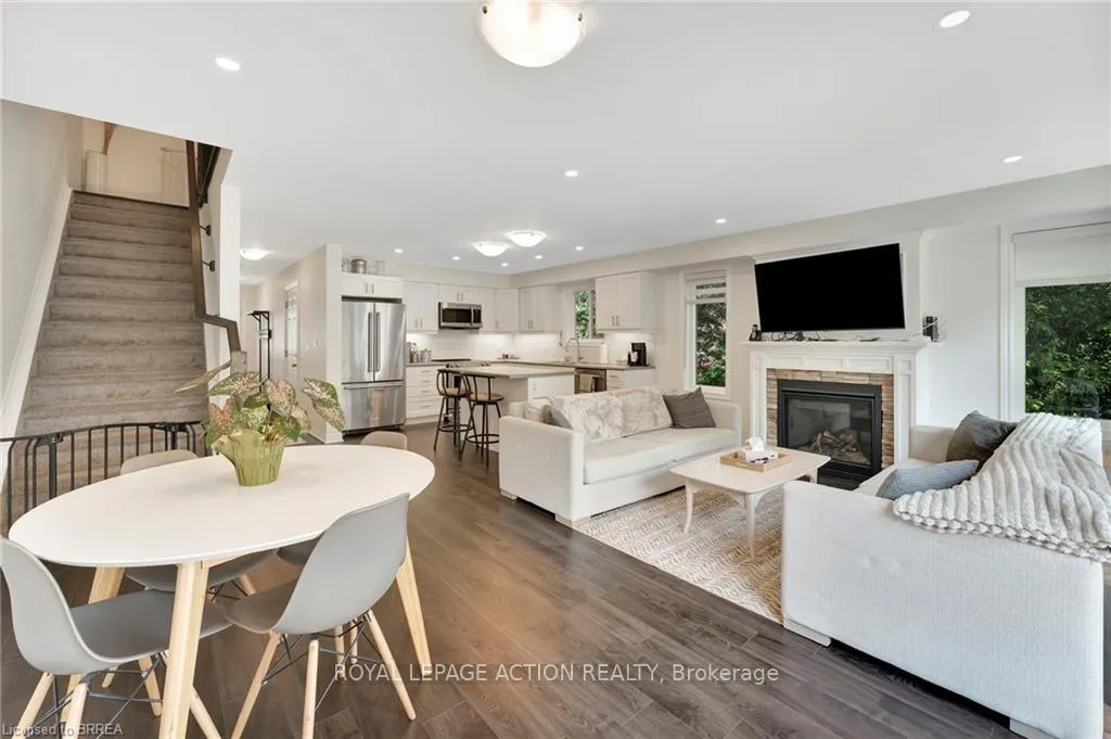 Photo 10 of 263 Owen Street, Norfolk, Simcoe — HOMEH