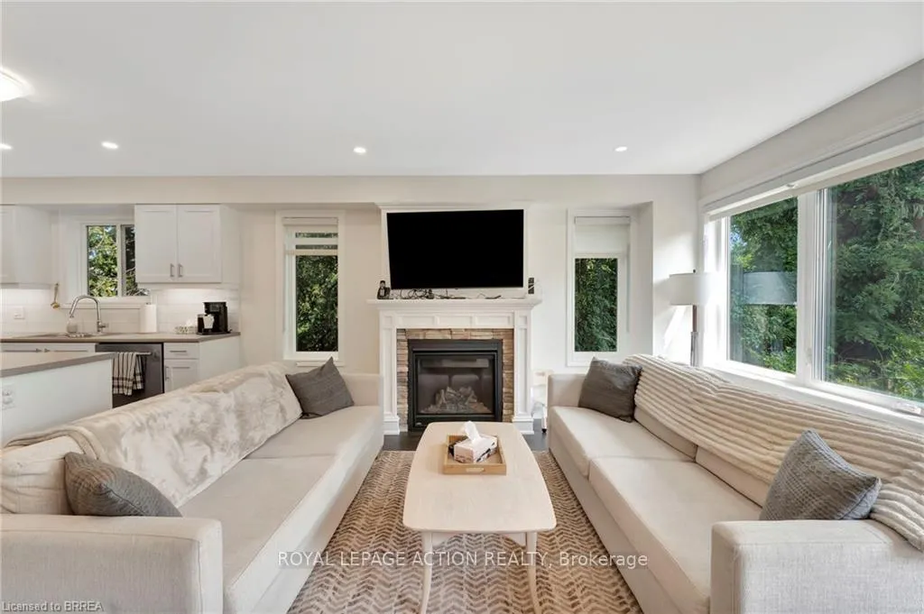 Photo 11 of 263 Owen Street, Norfolk, Simcoe — HOMEH