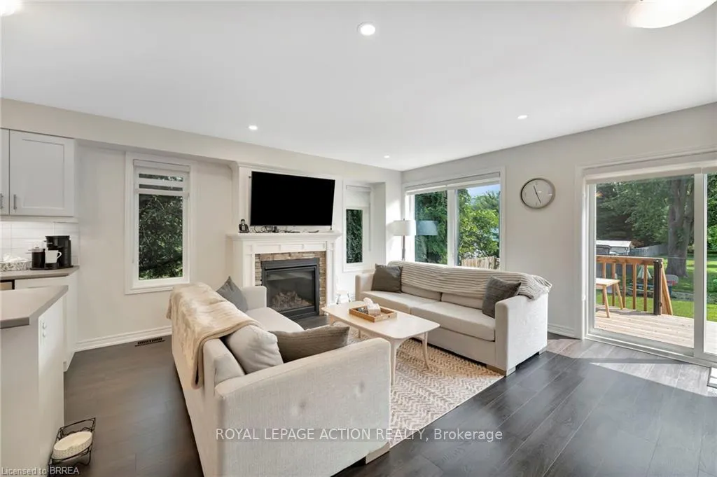 Photo 12 of 263 Owen Street, Norfolk, Simcoe — HOMEH