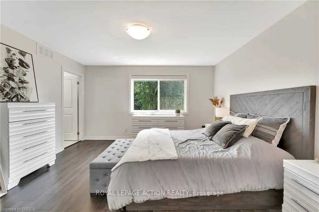 Photo 15 of 263 Owen Street, Norfolk, Simcoe — HOMEH