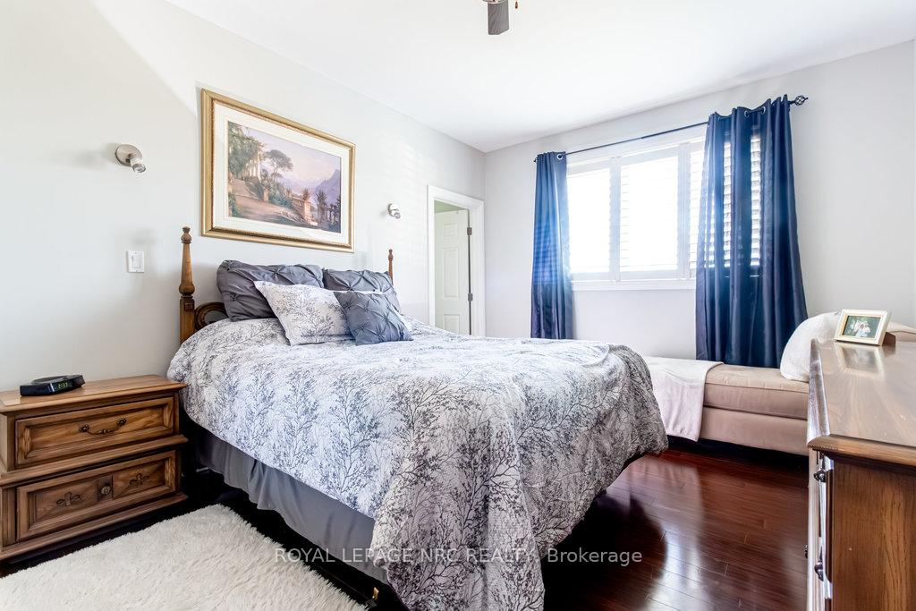 Photo 12 of 2747 Maple Street, Pelham, North Pelham — HOMEH