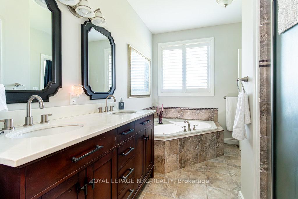 Photo 13 of 2747 Maple Street, Pelham, North Pelham — HOMEH