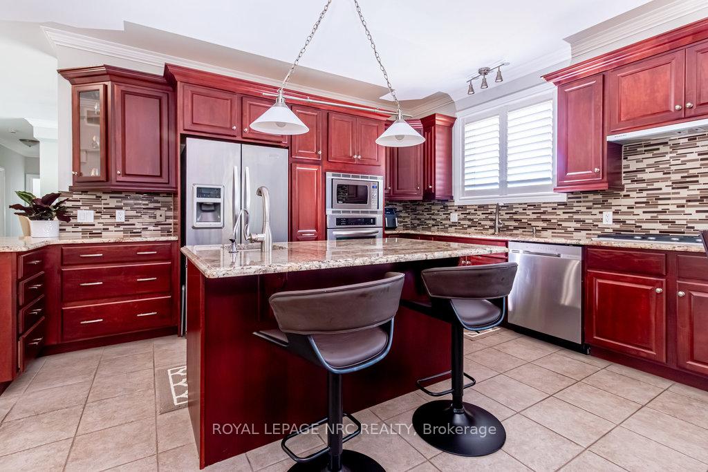 Photo 19 of 2747 Maple Street, Pelham, North Pelham — HOMEH