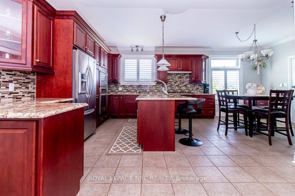 Photo 21 of 2747 Maple Street, Pelham, North Pelham — HOMEH