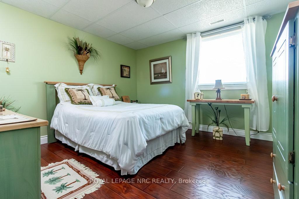 Photo 29 of 2747 Maple Street, Pelham, North Pelham — HOMEH