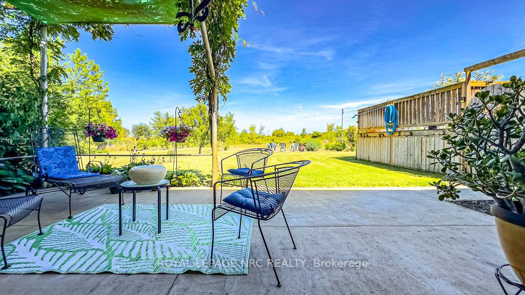 Photo 34 of 2747 Maple Street, Pelham, North Pelham — HOMEH