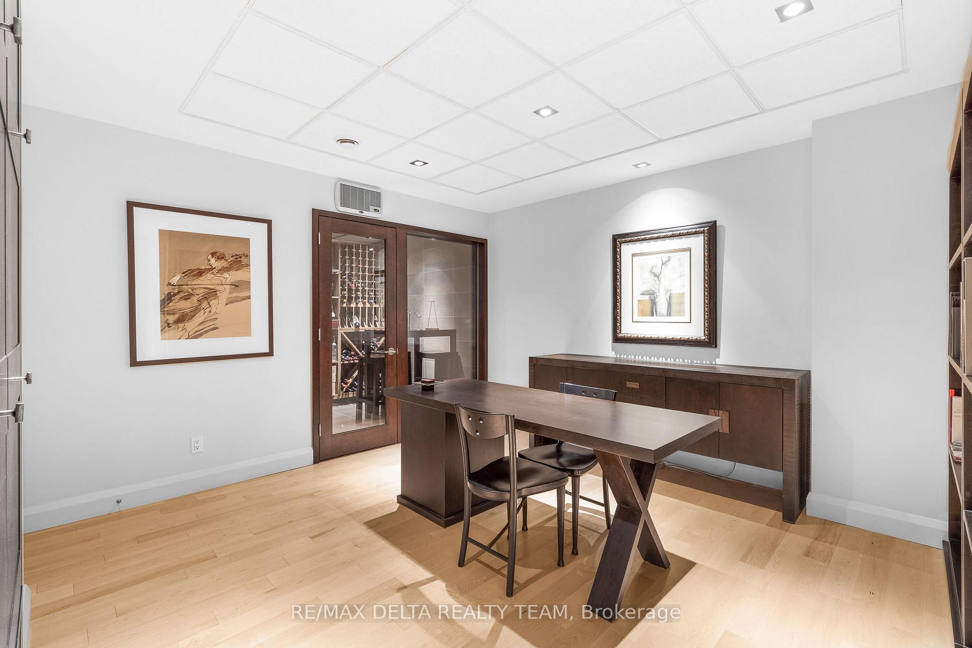 Photo 27 of 1703 Des Sapins Gardens, Ottawa, Chapel Hill — HOMEH