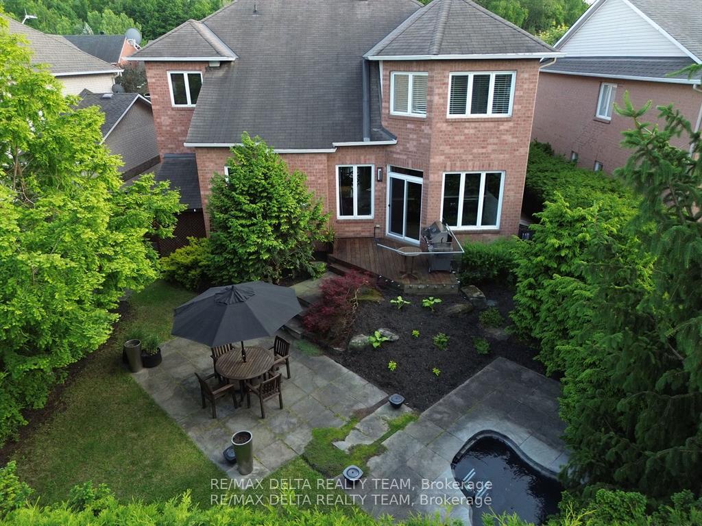 Photo 32 of 1703 Des Sapins Gardens, Ottawa, Chapel Hill — HOMEH
