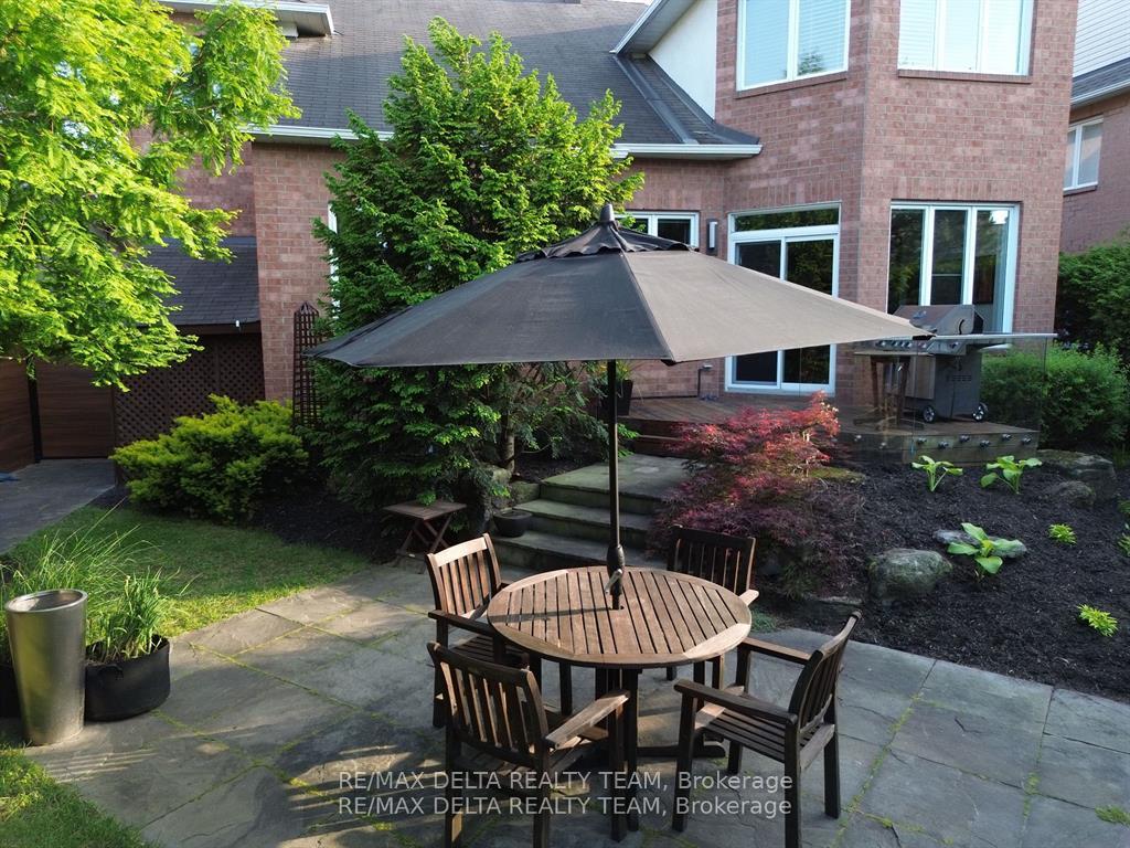 Photo 35 of 1703 Des Sapins Gardens, Ottawa, Chapel Hill — HOMEH