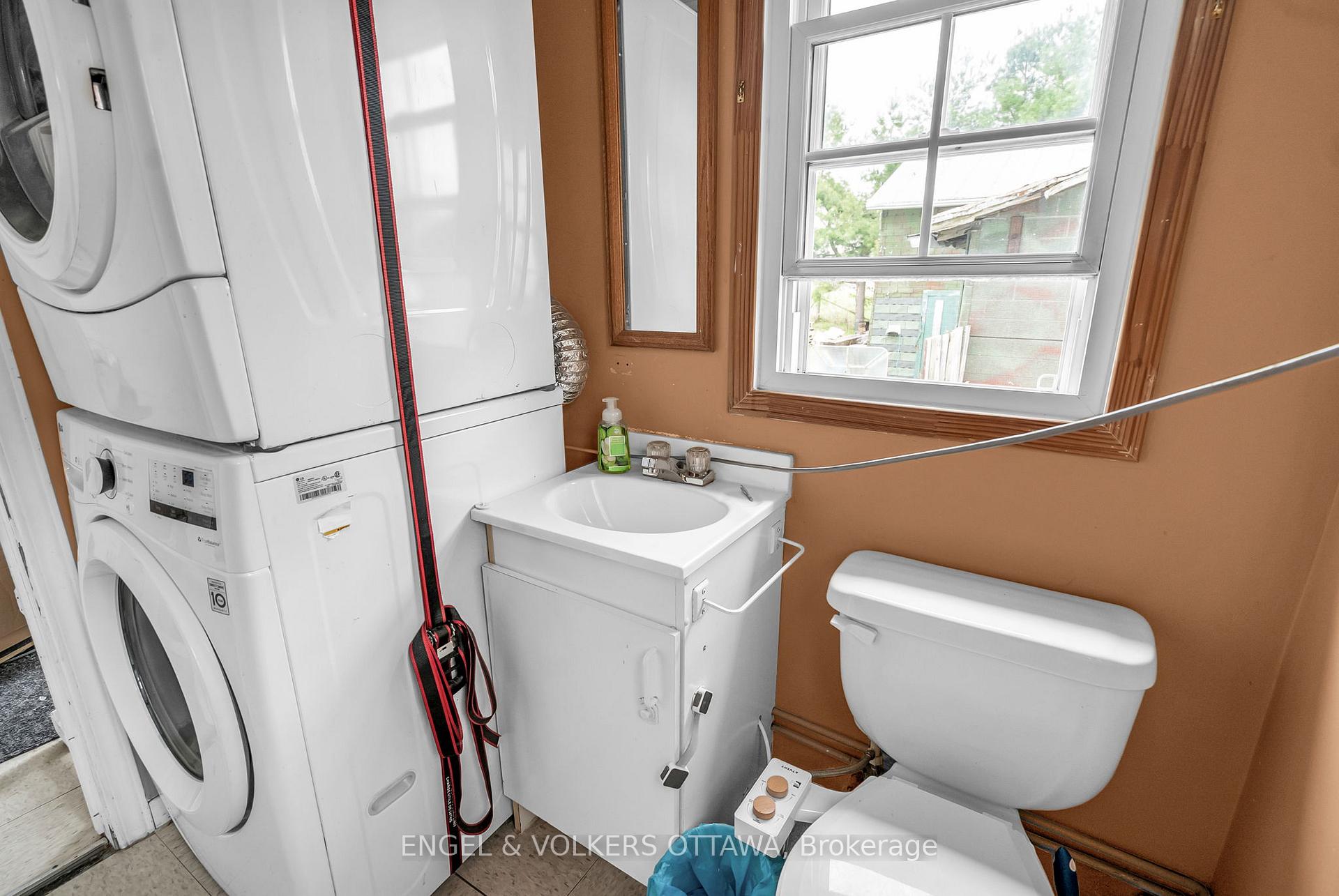 Photo 19 of 66 Main Street S, North Glengarry, Maxville — HOMEH
