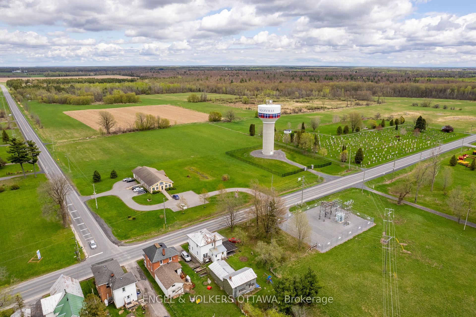 Photo 37 of 66 Main Street S, North Glengarry, Maxville — HOMEH