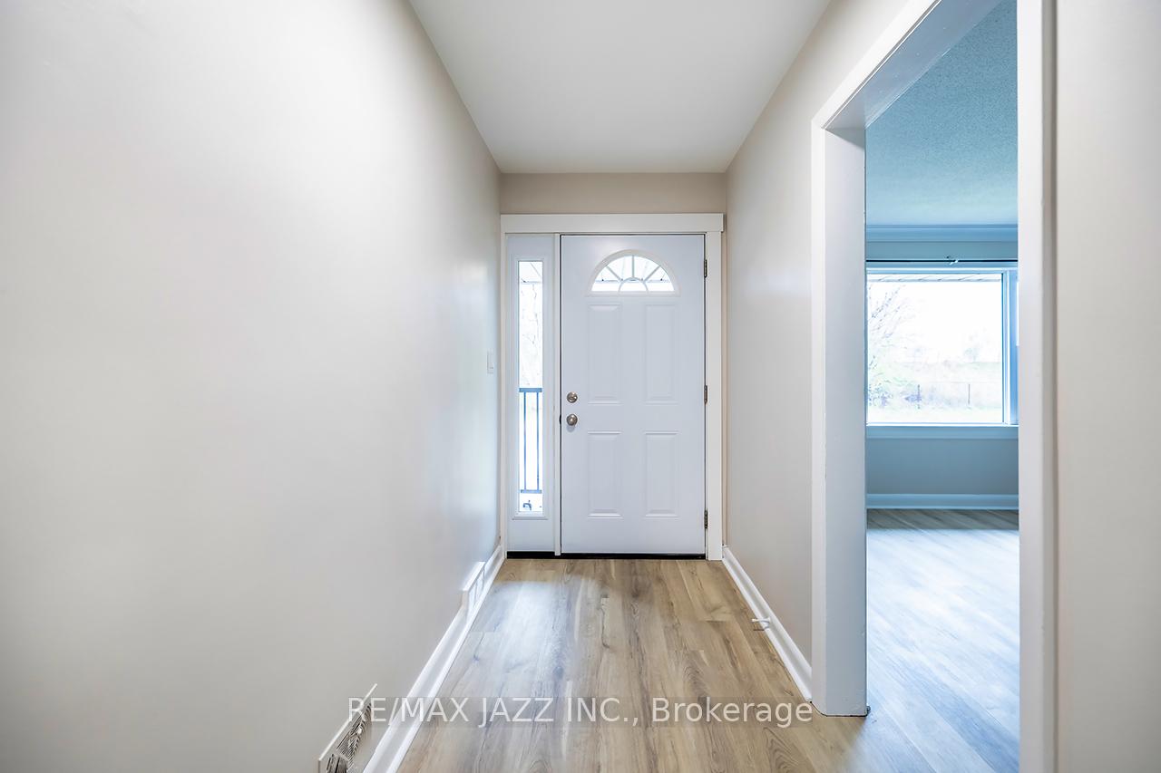 Photo 4 of 314 Jackson Avenue, Oshawa, Central — HOMEH