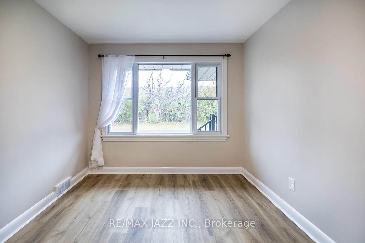 Photo 9 of 314 Jackson Avenue, Oshawa, Central — HOMEH