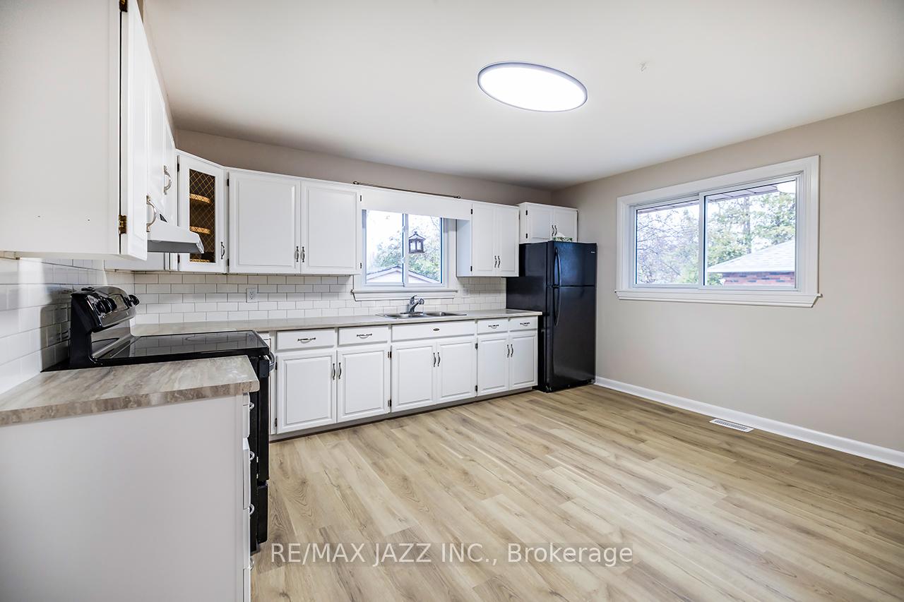 Photo 13 of 314 Jackson Avenue, Oshawa, Central — HOMEH