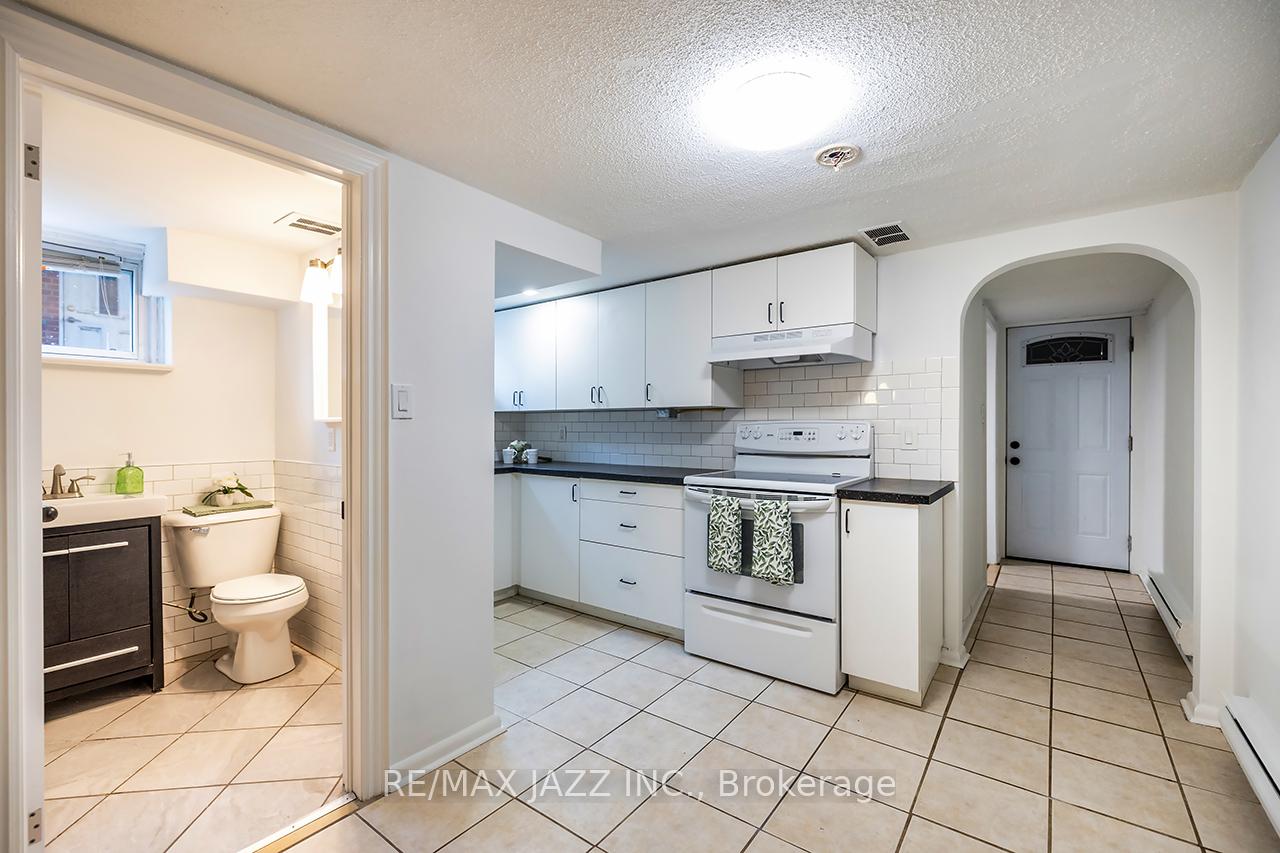 Photo 32 of 314 Jackson Avenue, Oshawa, Central — HOMEH