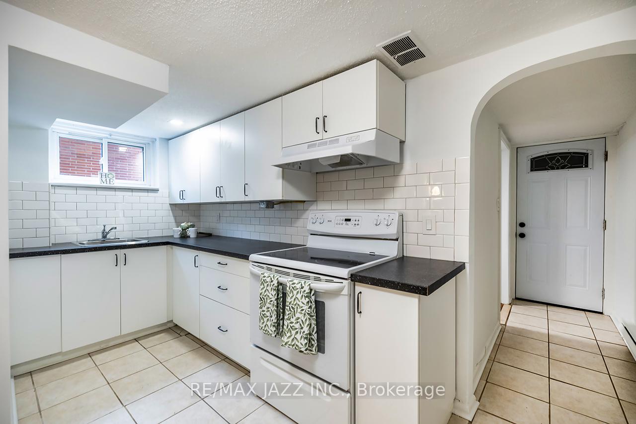 Photo 33 of 314 Jackson Avenue, Oshawa, Central — HOMEH