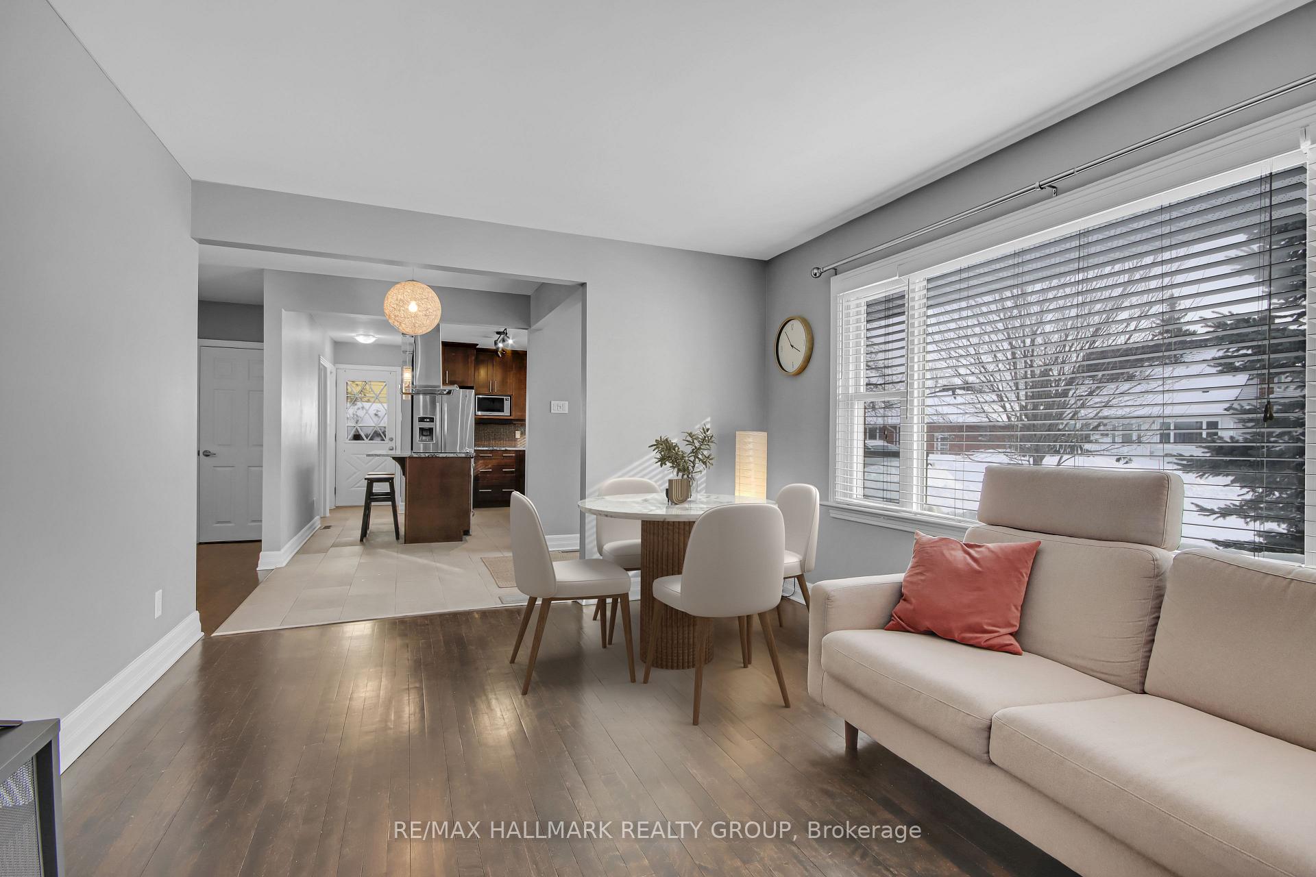 Photo 5 of 365 Fullerton Avenue, Ottawa, Overbrook/Castle Heights — HOMEH