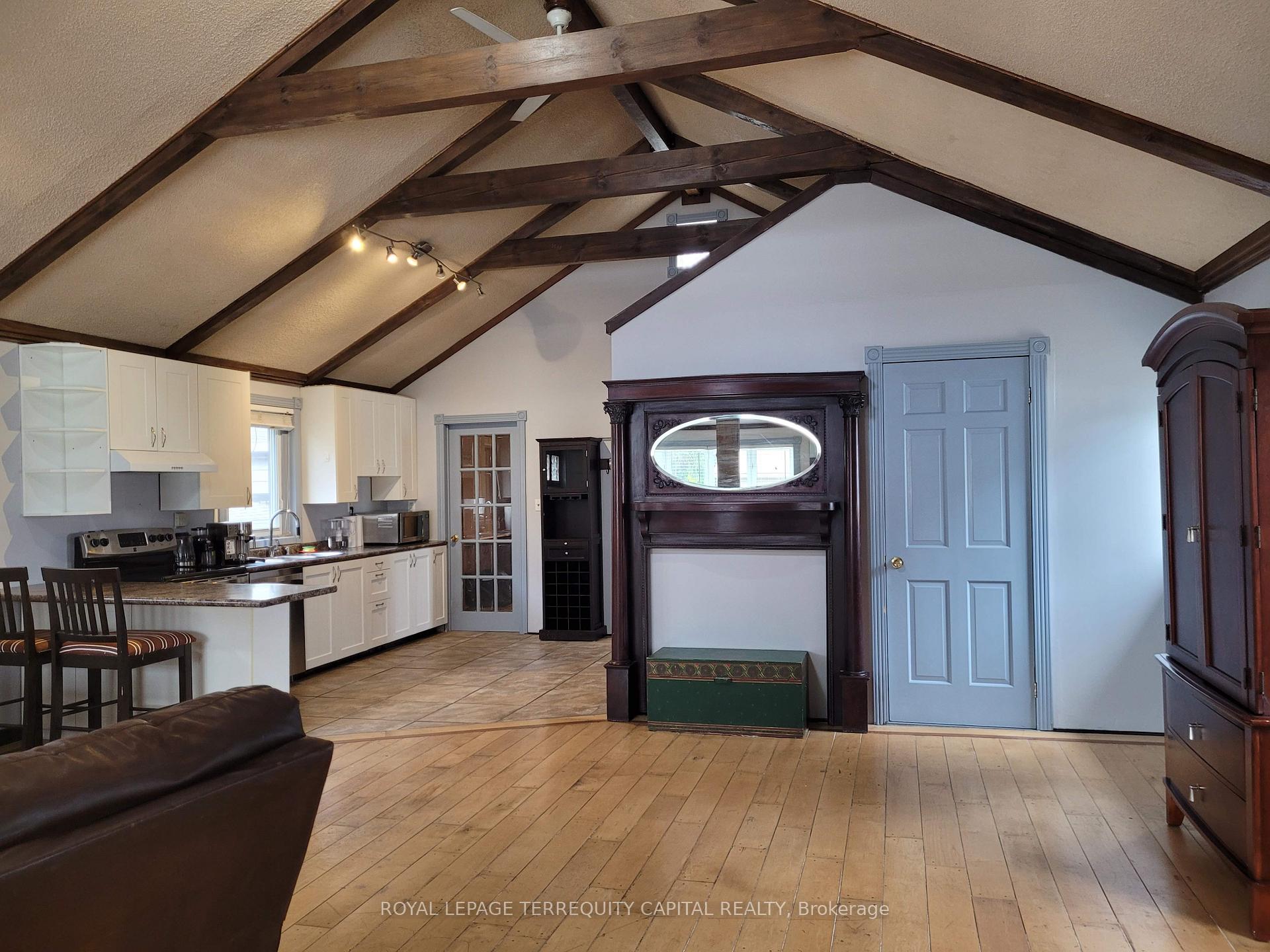 Photo 3 of 6522 Taylor Street, Niagara Falls, Dorchester — HOMEH