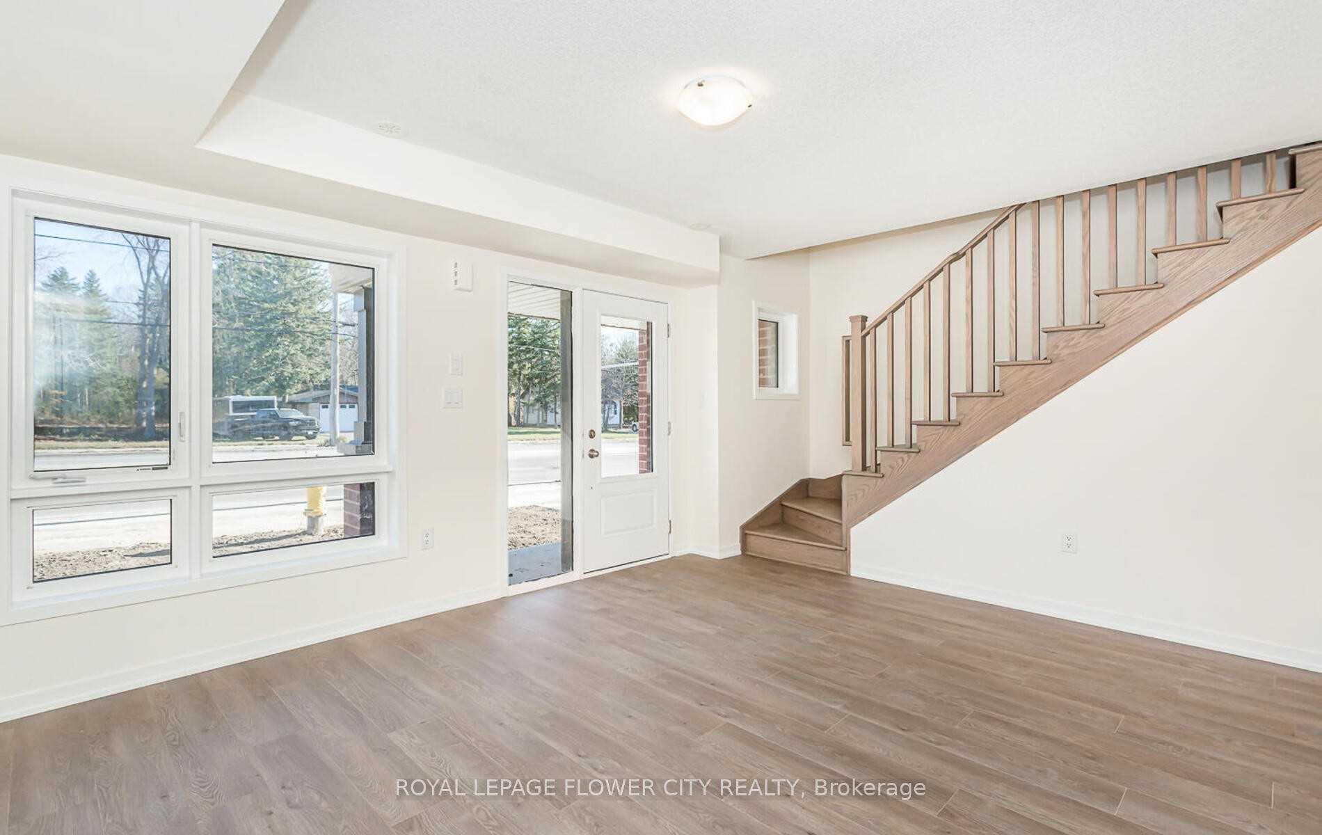 Photo 6 of 258 Townline Road N, Oshawa, Eastdale — HOMEH