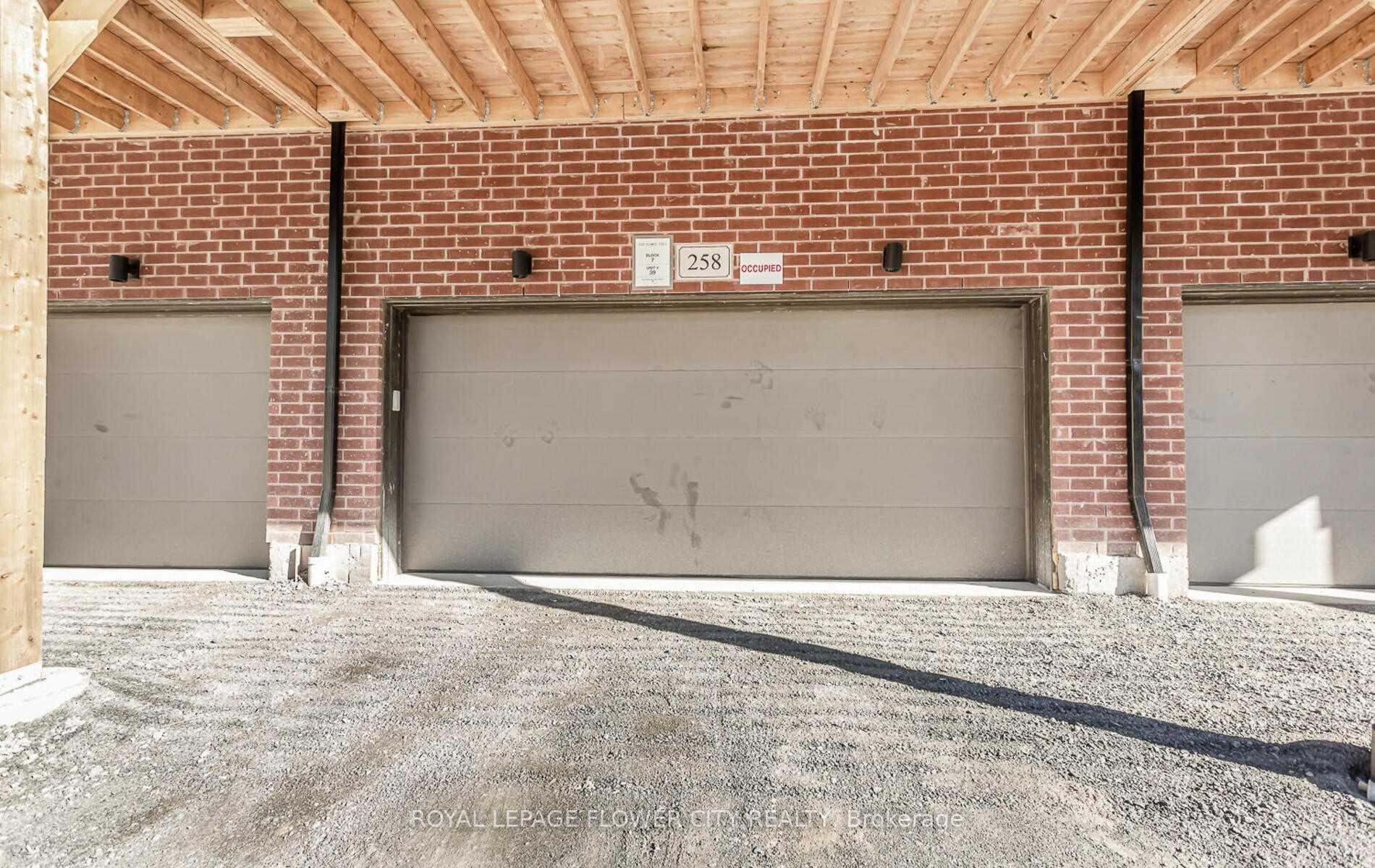 Photo 25 of 258 Townline Road N, Oshawa, Eastdale — HOMEH