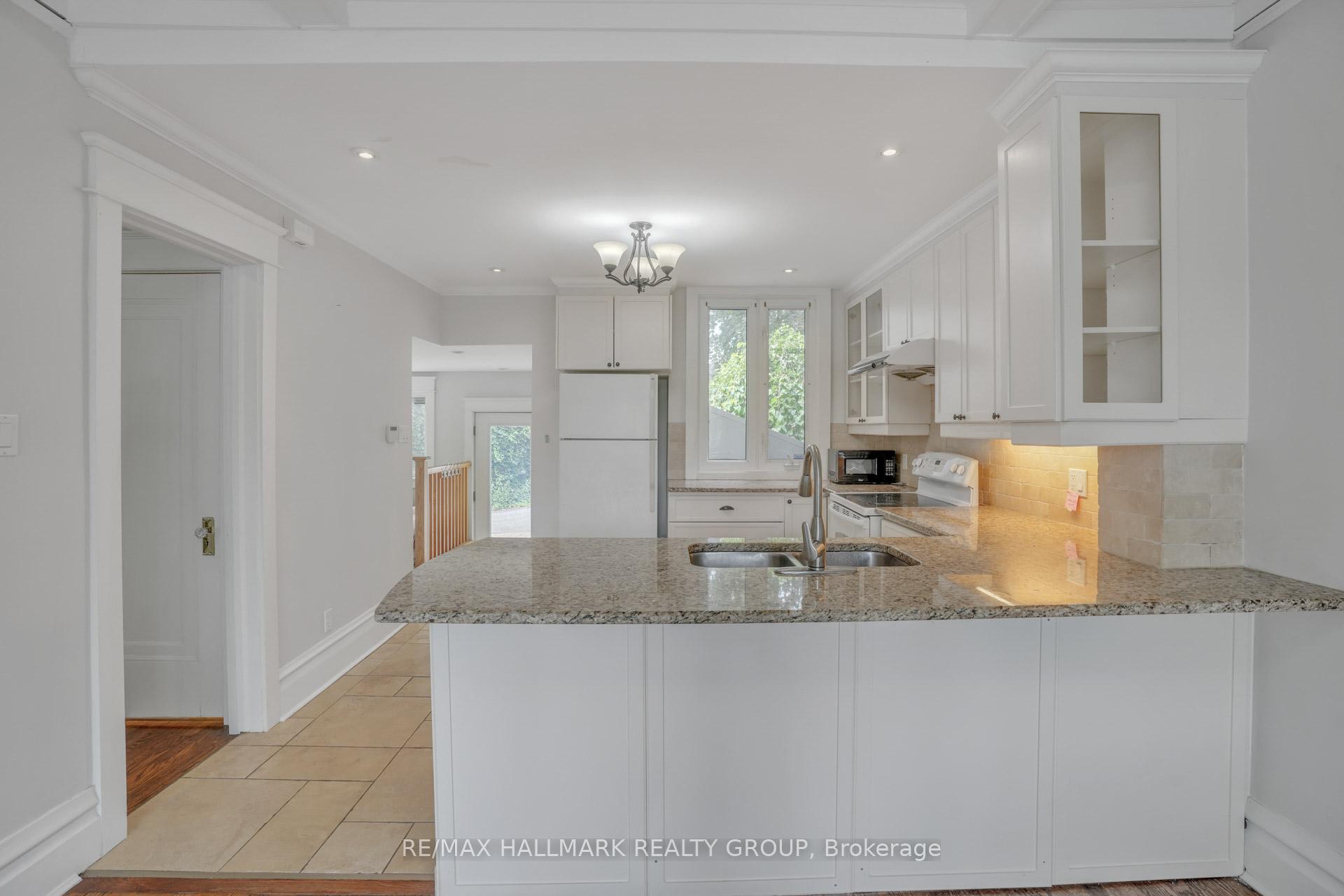 Photo 15 of 118 Queen Elizabeth Drive, Ottawa, Ottawa Centre/Golden Triangle — HOMEH