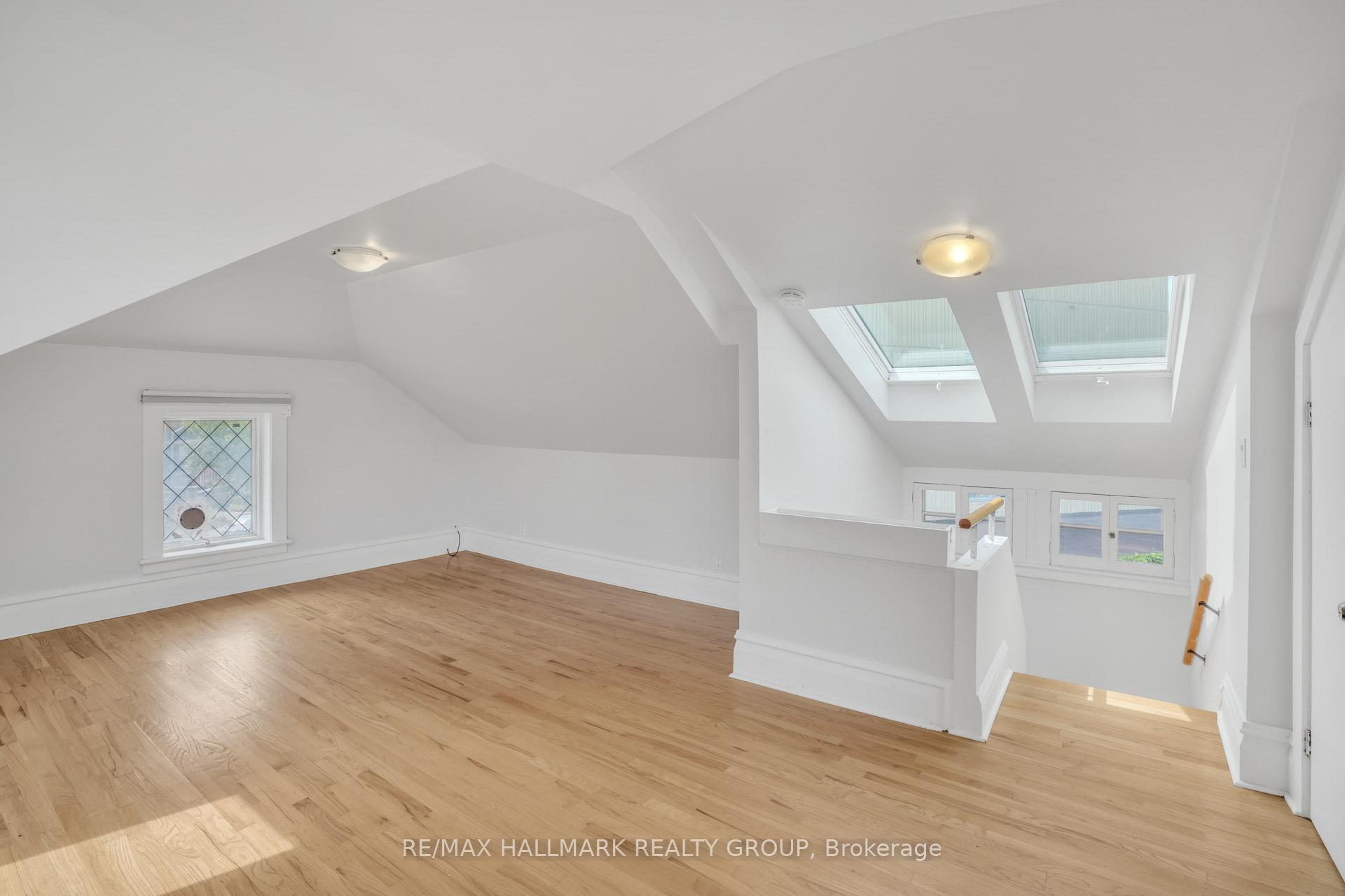 Photo 32 of 118 Queen Elizabeth Drive, Ottawa, Ottawa Centre/Golden Triangle — HOMEH
