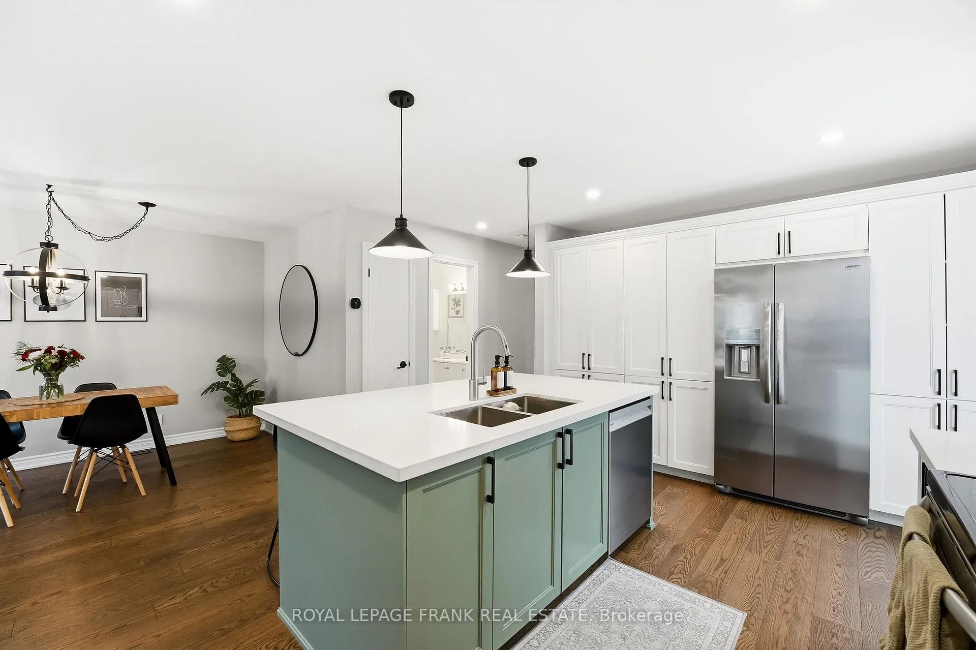 Photo 17 of 815 Attersley Drive, Oshawa, Pinecrest — HOMEH