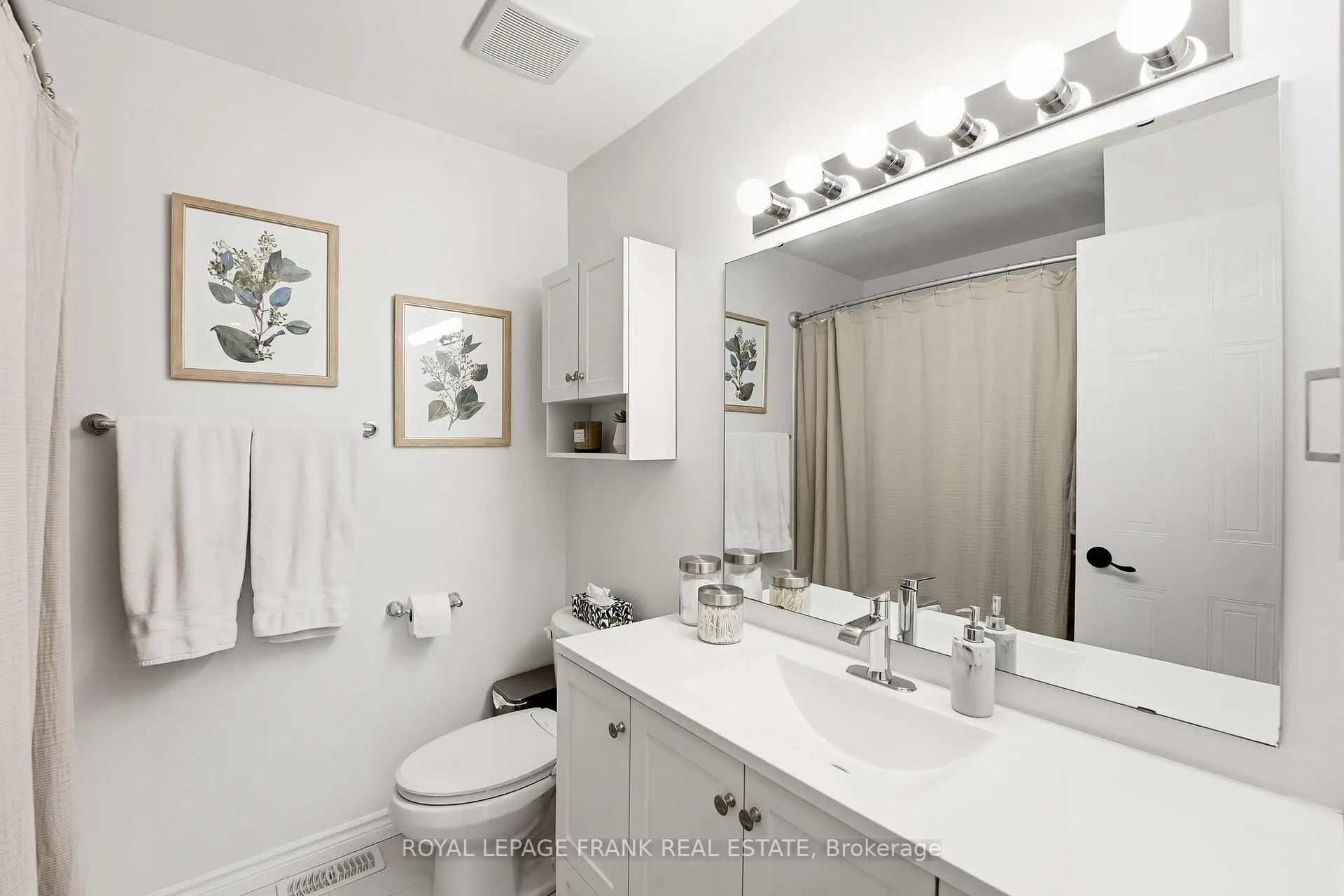 Photo 23 of 815 Attersley Drive, Oshawa, Pinecrest — HOMEH