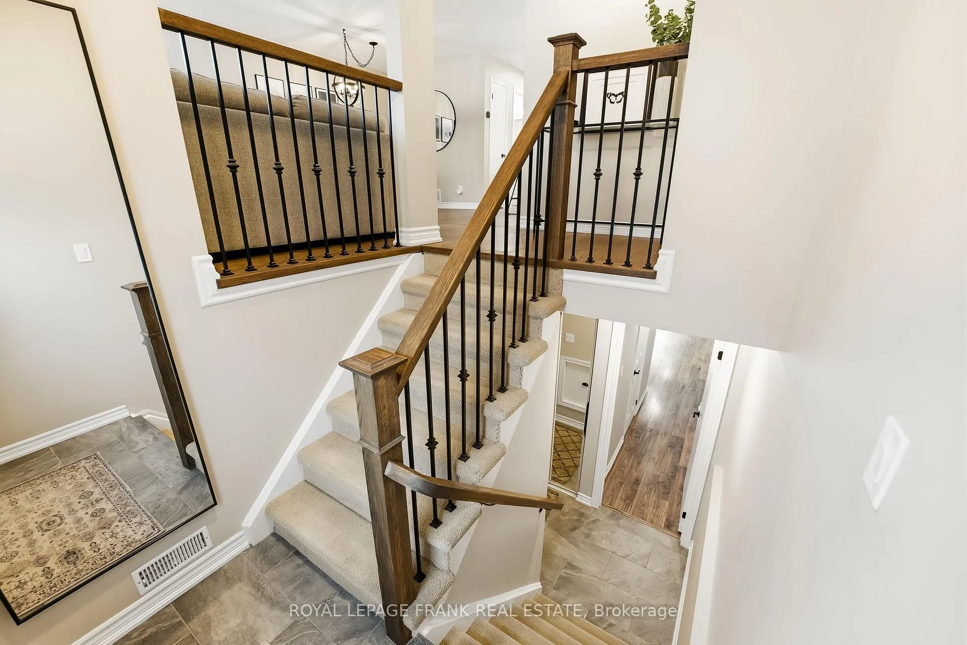 Photo 24 of 815 Attersley Drive, Oshawa, Pinecrest — HOMEH