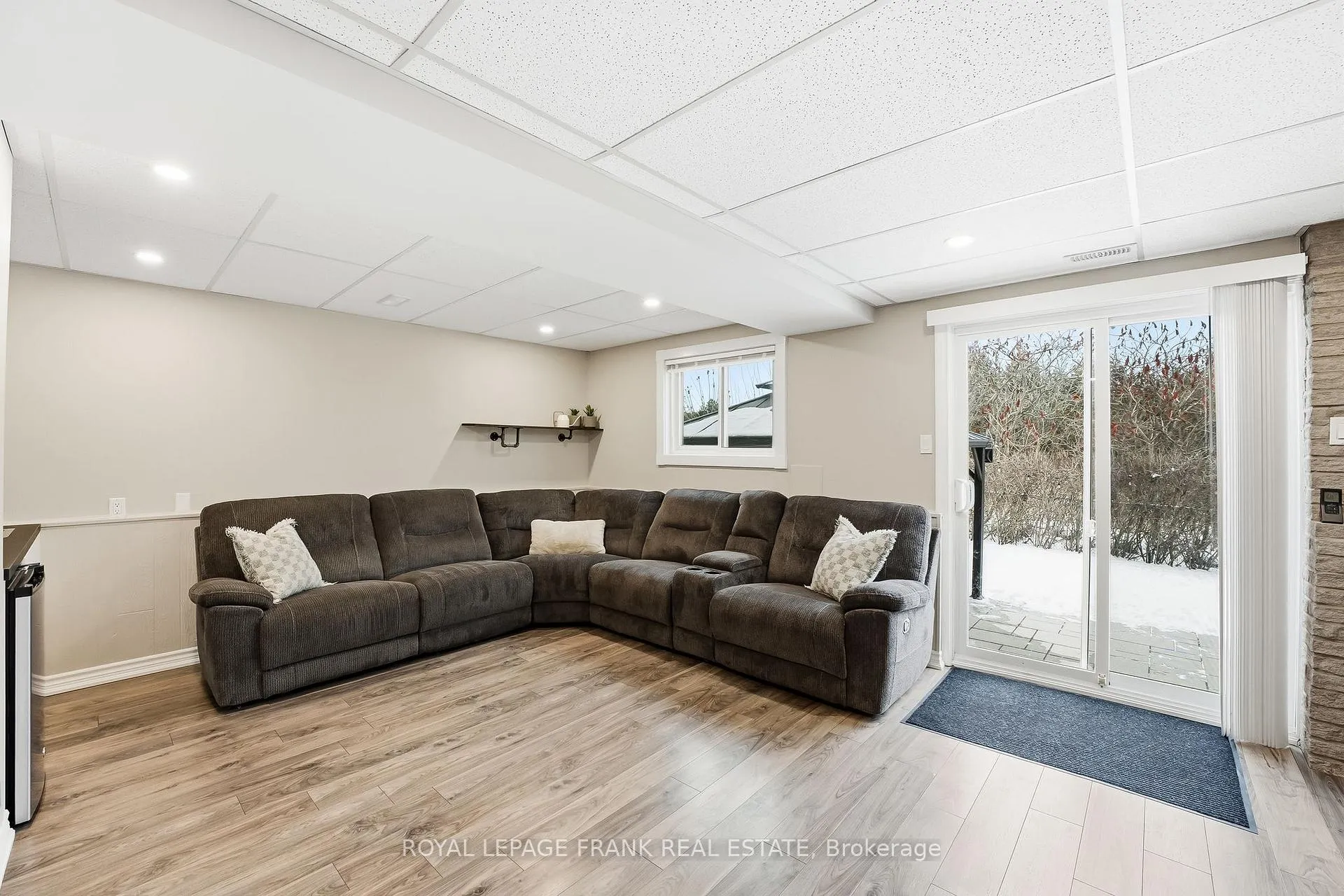 Photo 28 of 815 Attersley Drive, Oshawa, Pinecrest — HOMEH