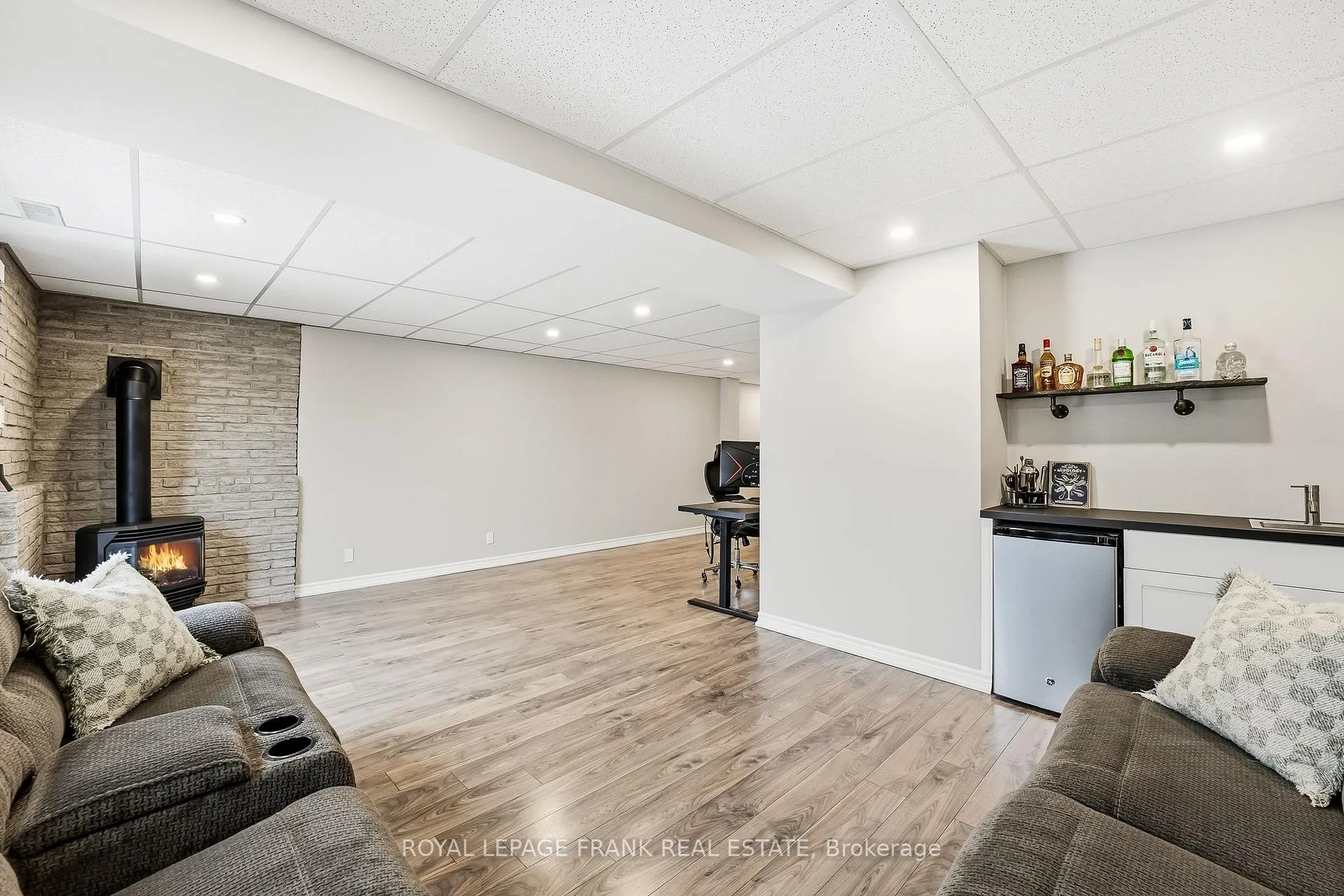 Photo 30 of 815 Attersley Drive, Oshawa, Pinecrest — HOMEH