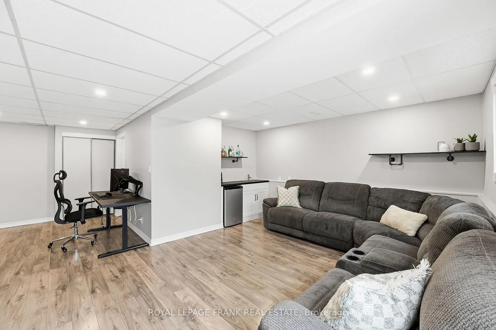 Photo 31 of 815 Attersley Drive, Oshawa, Pinecrest — HOMEH