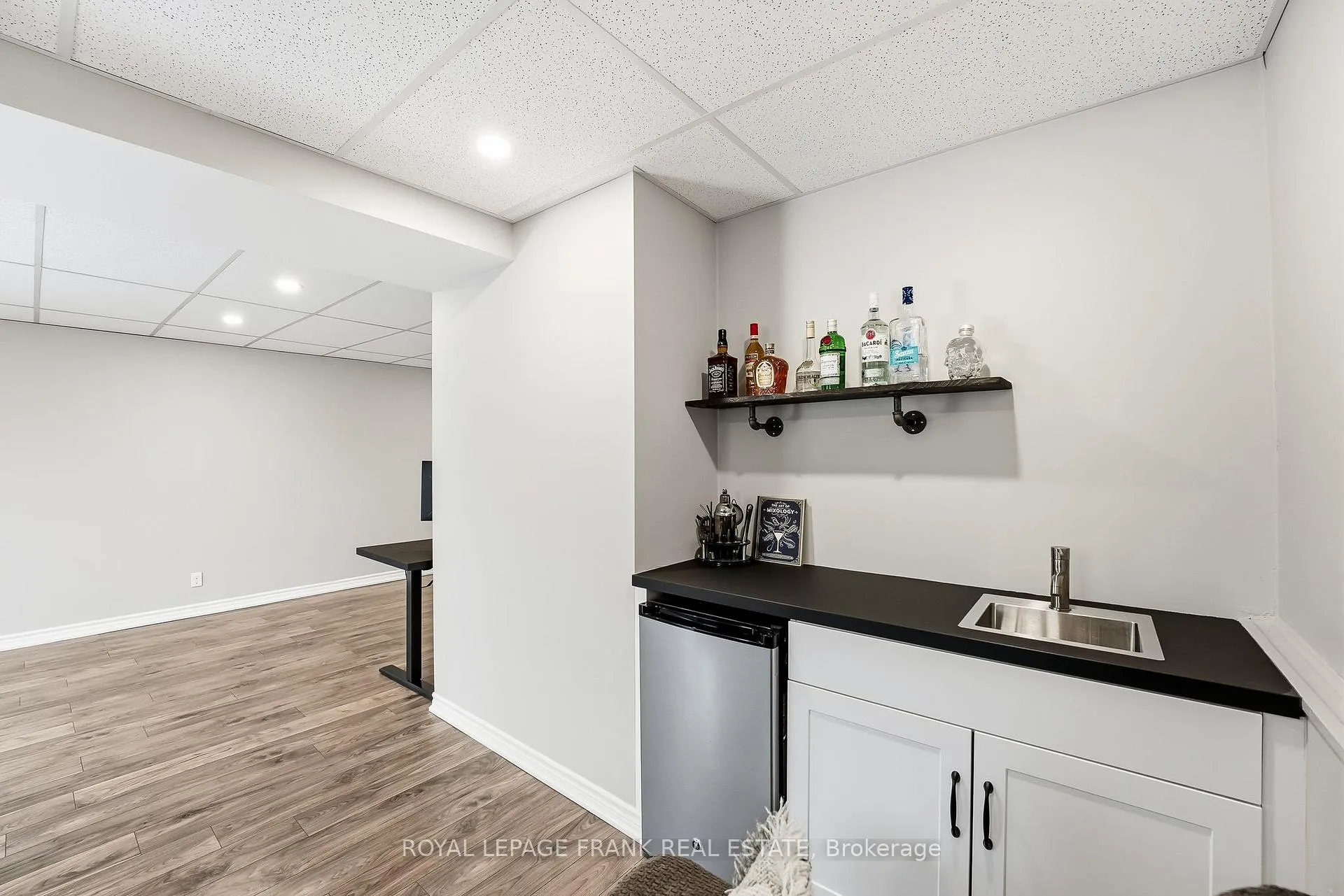 Photo 32 of 815 Attersley Drive, Oshawa, Pinecrest — HOMEH