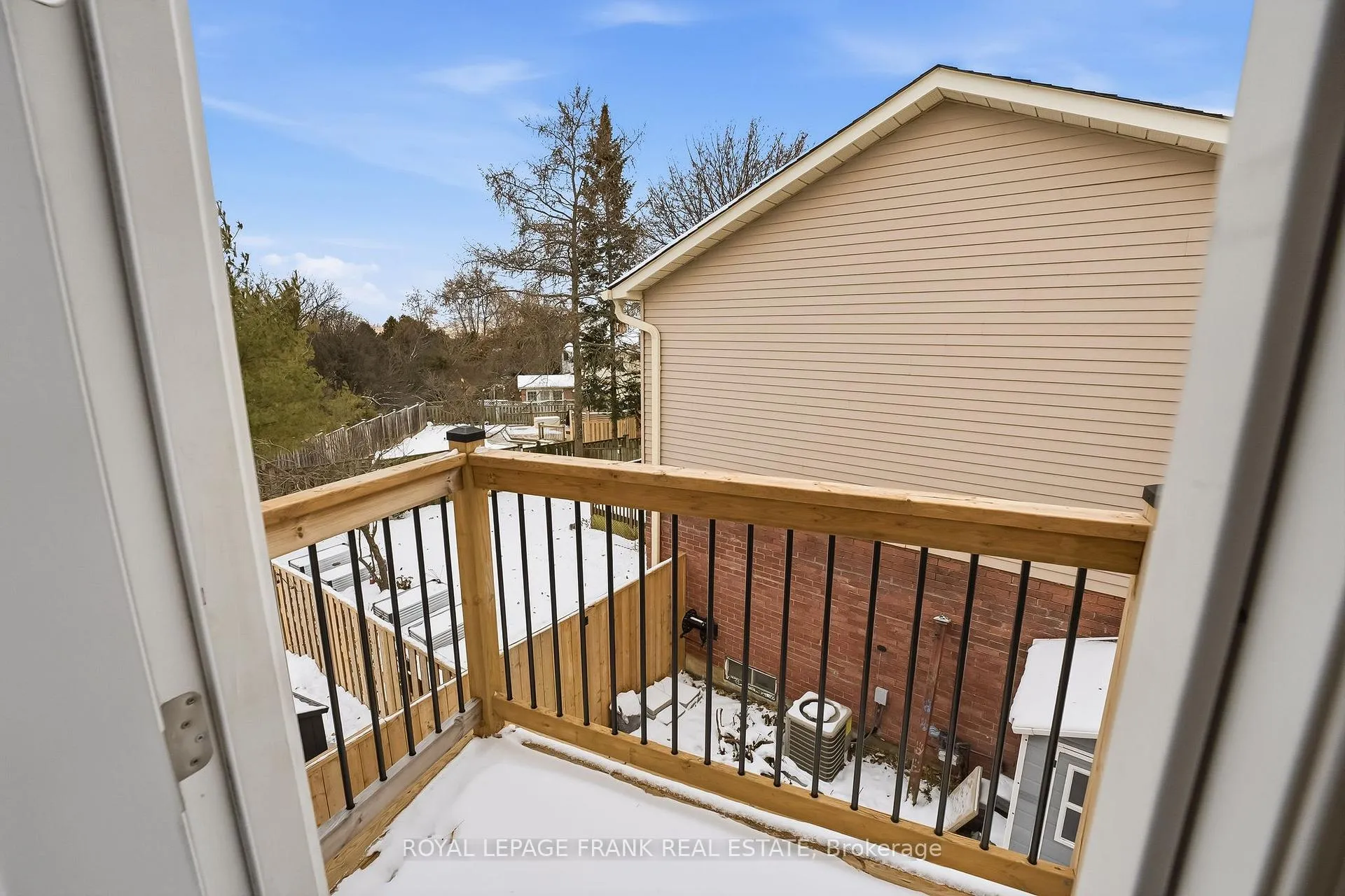Photo 33 of 815 Attersley Drive, Oshawa, Pinecrest — HOMEH