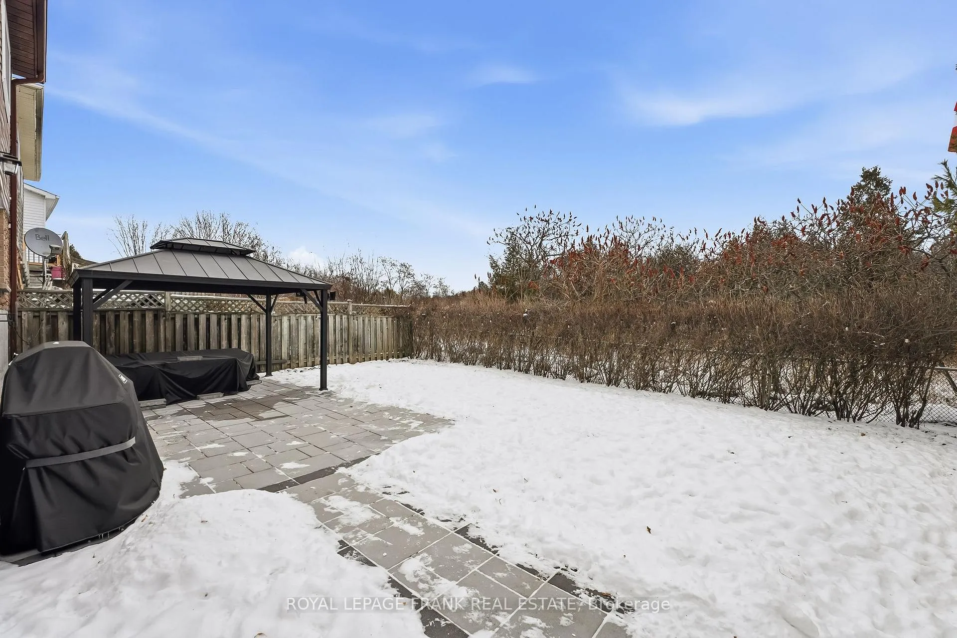 Photo 37 of 815 Attersley Drive, Oshawa, Pinecrest — HOMEH