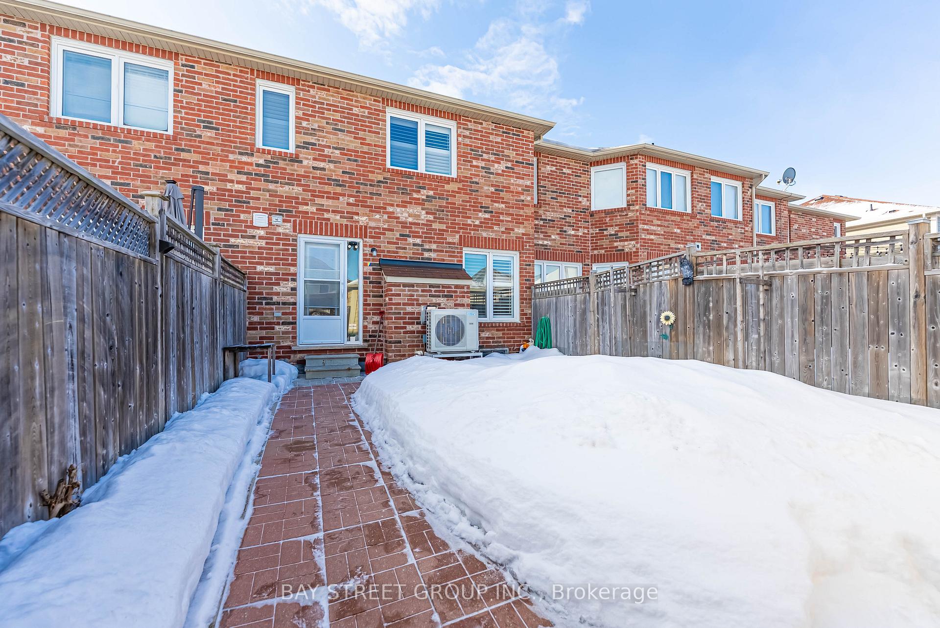 Photo 6 of 74 Murray Wilson Drive, Markham, Cornell — HOMEH