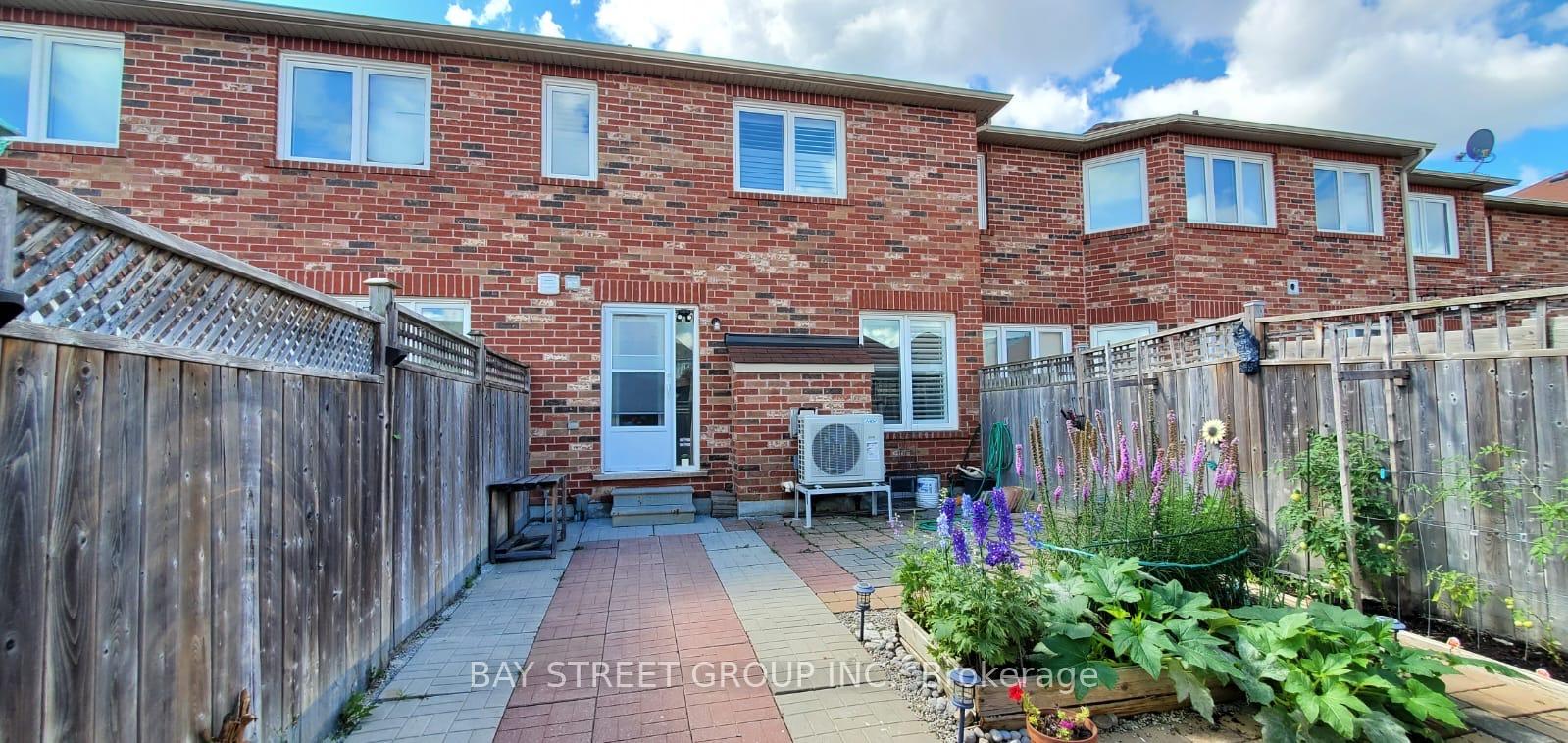 Photo 7 of 74 Murray Wilson Drive, Markham, Cornell — HOMEH