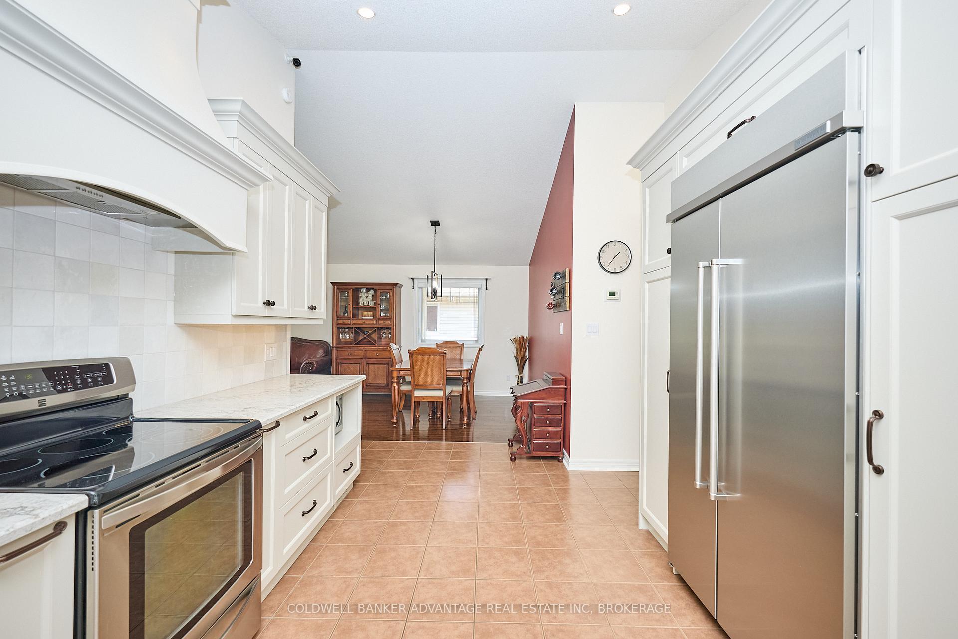 Photo 11 of 33 Tanner Drive, Pelham, Fonthill — HOMEH